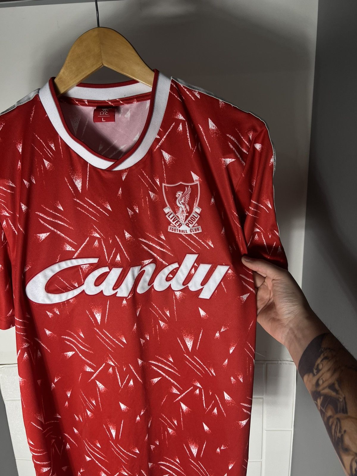 Vintage VERY RARE LIVERPOOL ENGLAND SOCCER JERSEY RETRO CANDY 90s Size US L / EU 52-54 / 3 - 17 Thumbnail