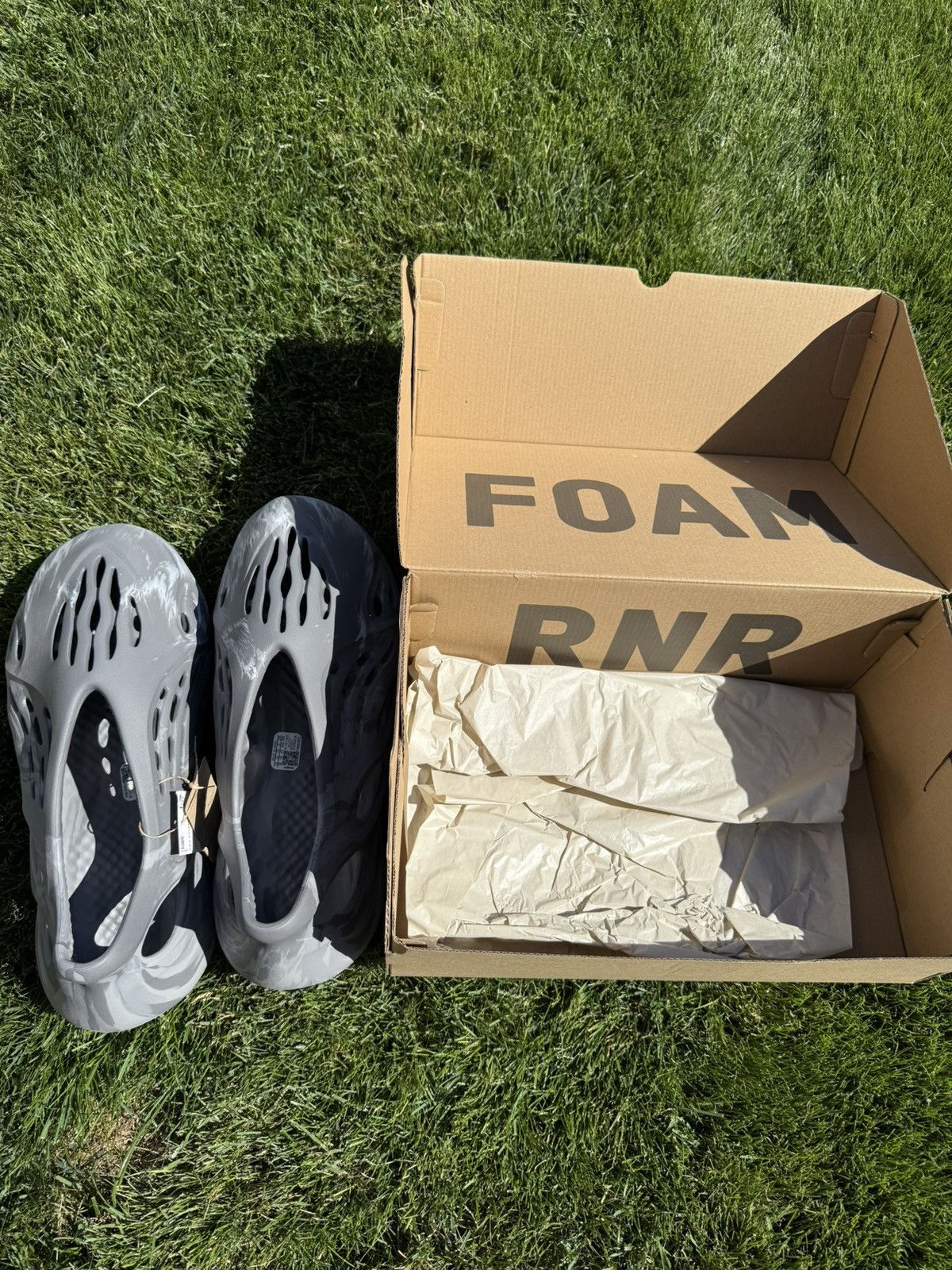 Yeezy Yeezy foam runner Size US 12 / EU 45 - 5 Thumbnail