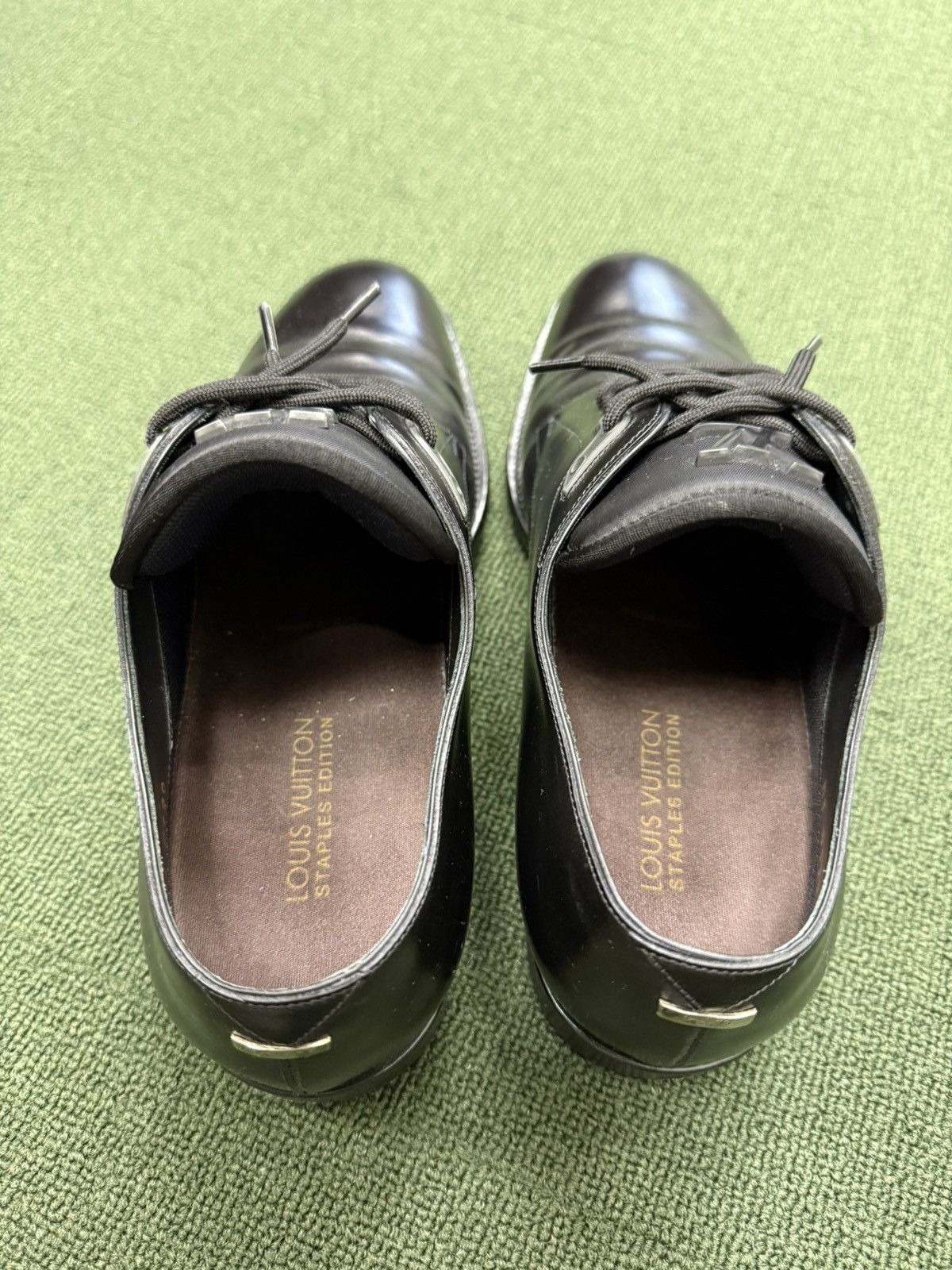 Louis Vuitton Louis Vuitton black leather monogram lace up shoes 7 Size US 7 / EU 40 - 6 Thumbnail
