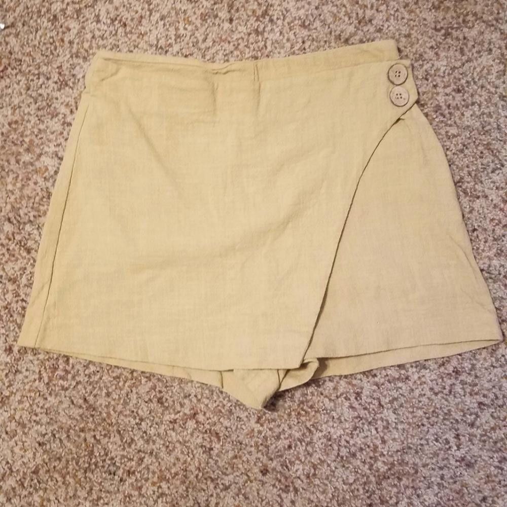 Zara Zara Skorts Size Small Size 28" / US 6 / IT 42 - 1 Thumbnail