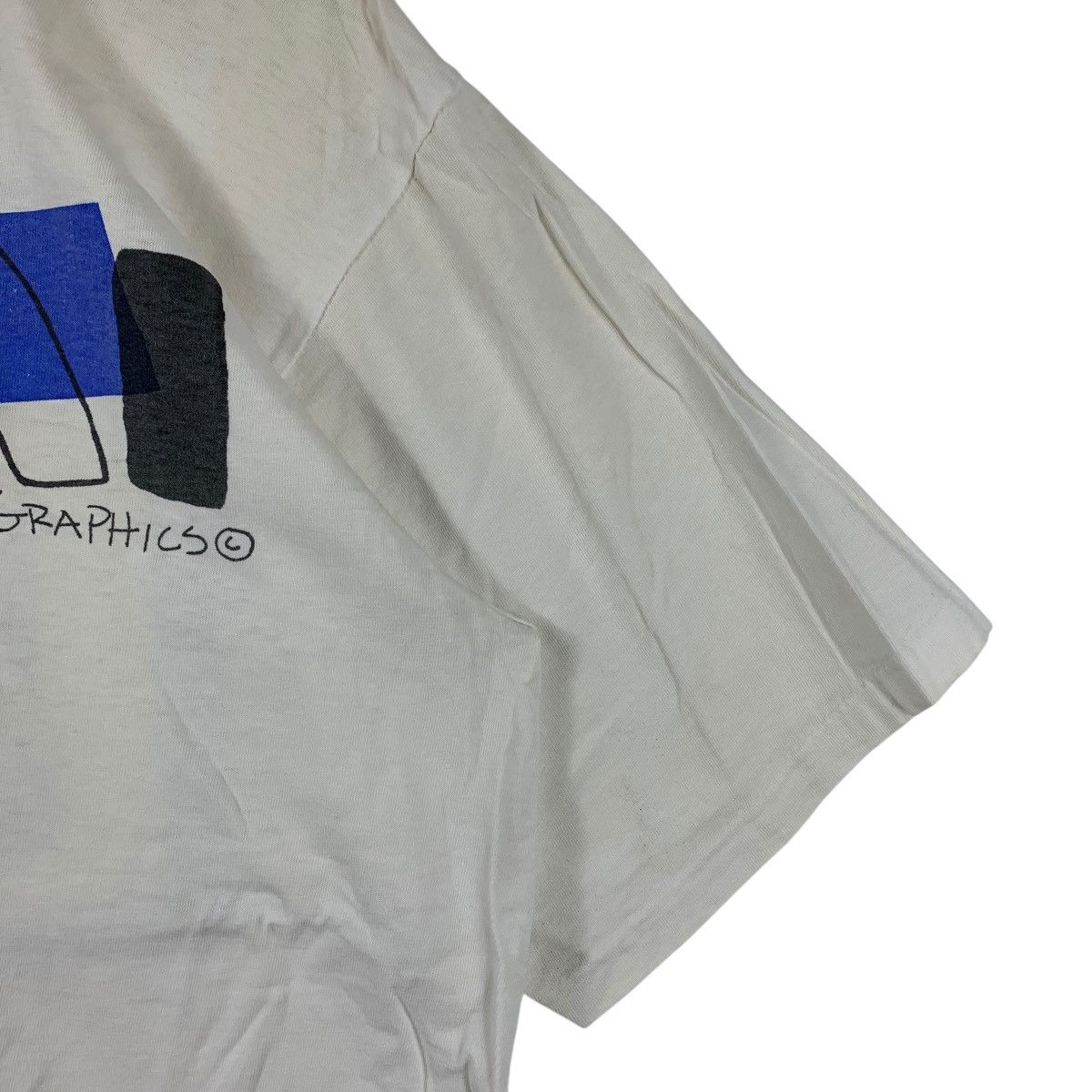 Other Vintage GRAVITY GRAPHICS Back hit art tee Size US L / EU 52-54 / 3 - 7 Thumbnail