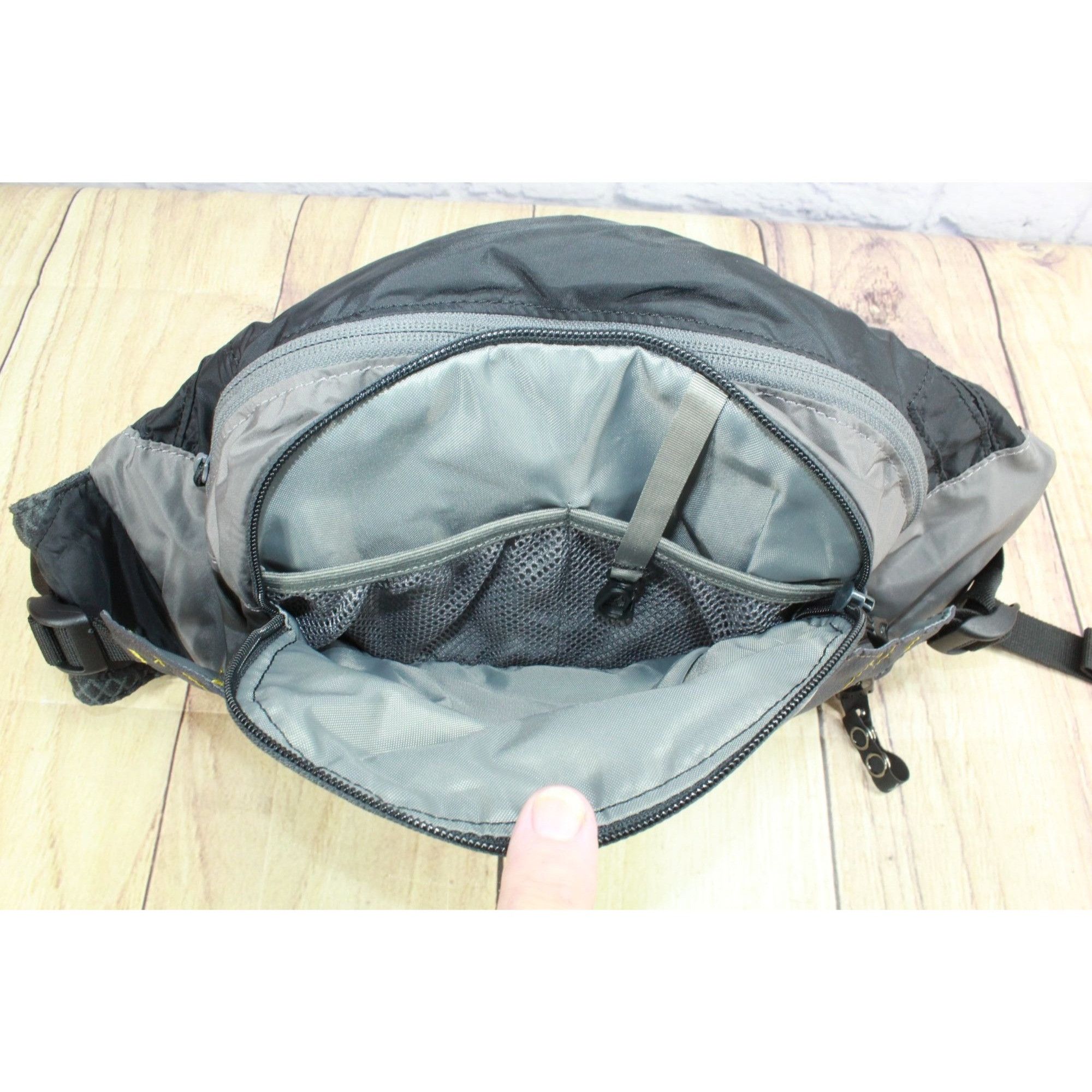 Other CamelBak FlashFlo LR Hydration Lightweight Rugged Waistpack Size ONE SIZE - 7 Thumbnail