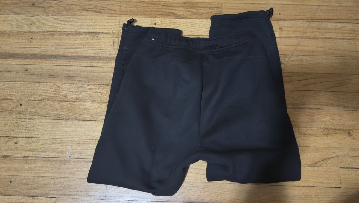 Nike Nike black tech fleece-style joggers Size US 31 - 4 Thumbnail