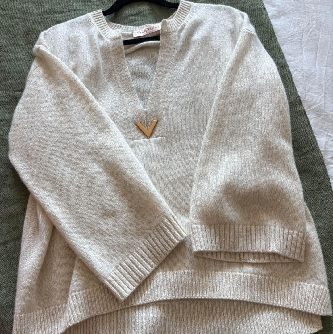 Valentino Cashmere V-neck Sweater Size L / US 10 / IT 46 - 11 Thumbnail