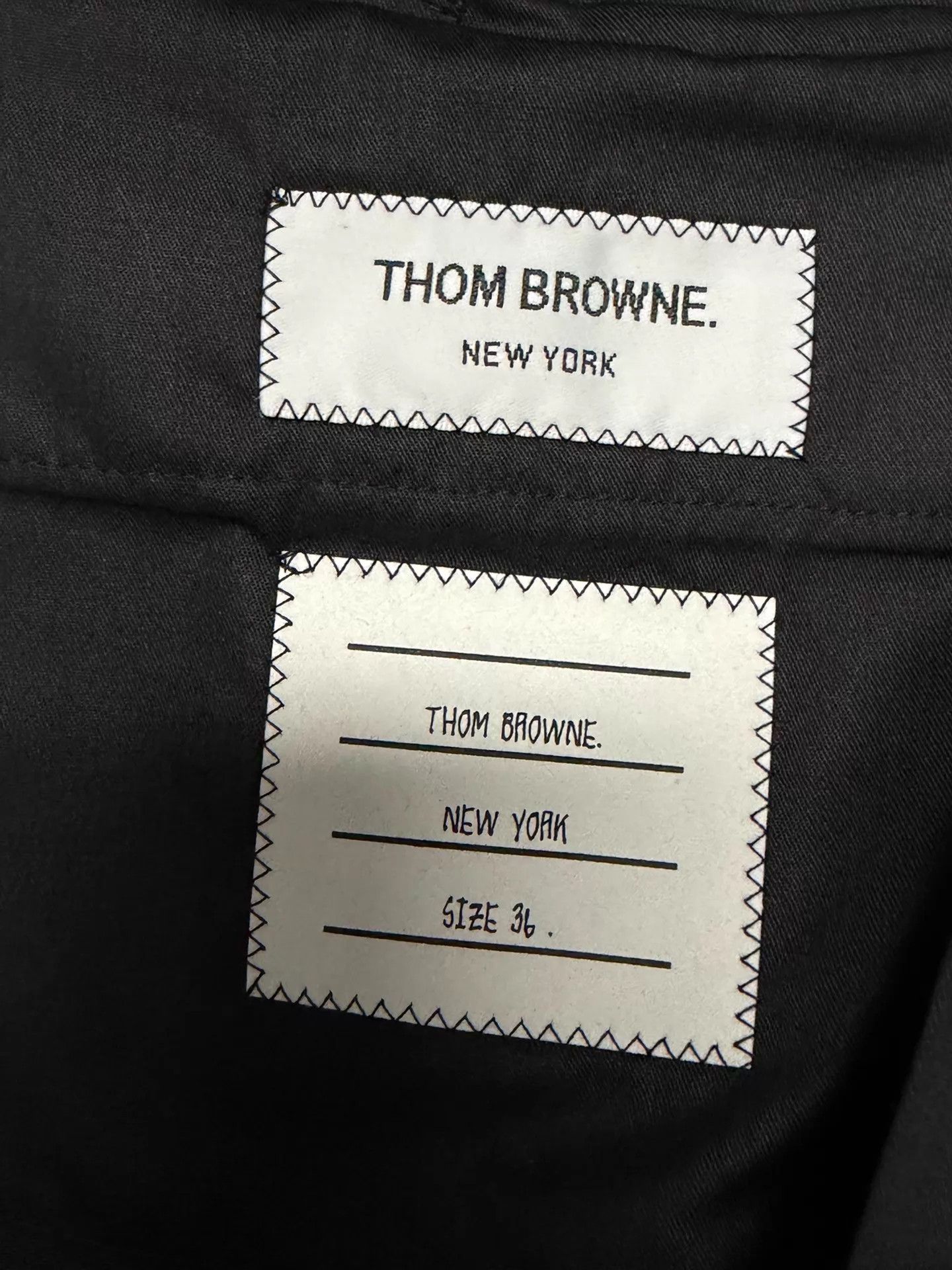Thom Browne Thom Browne Women's Classic Navy Gold Button Wool Trousers36 Size 25" / US 0 / IT 36 - 5 Thumbnail