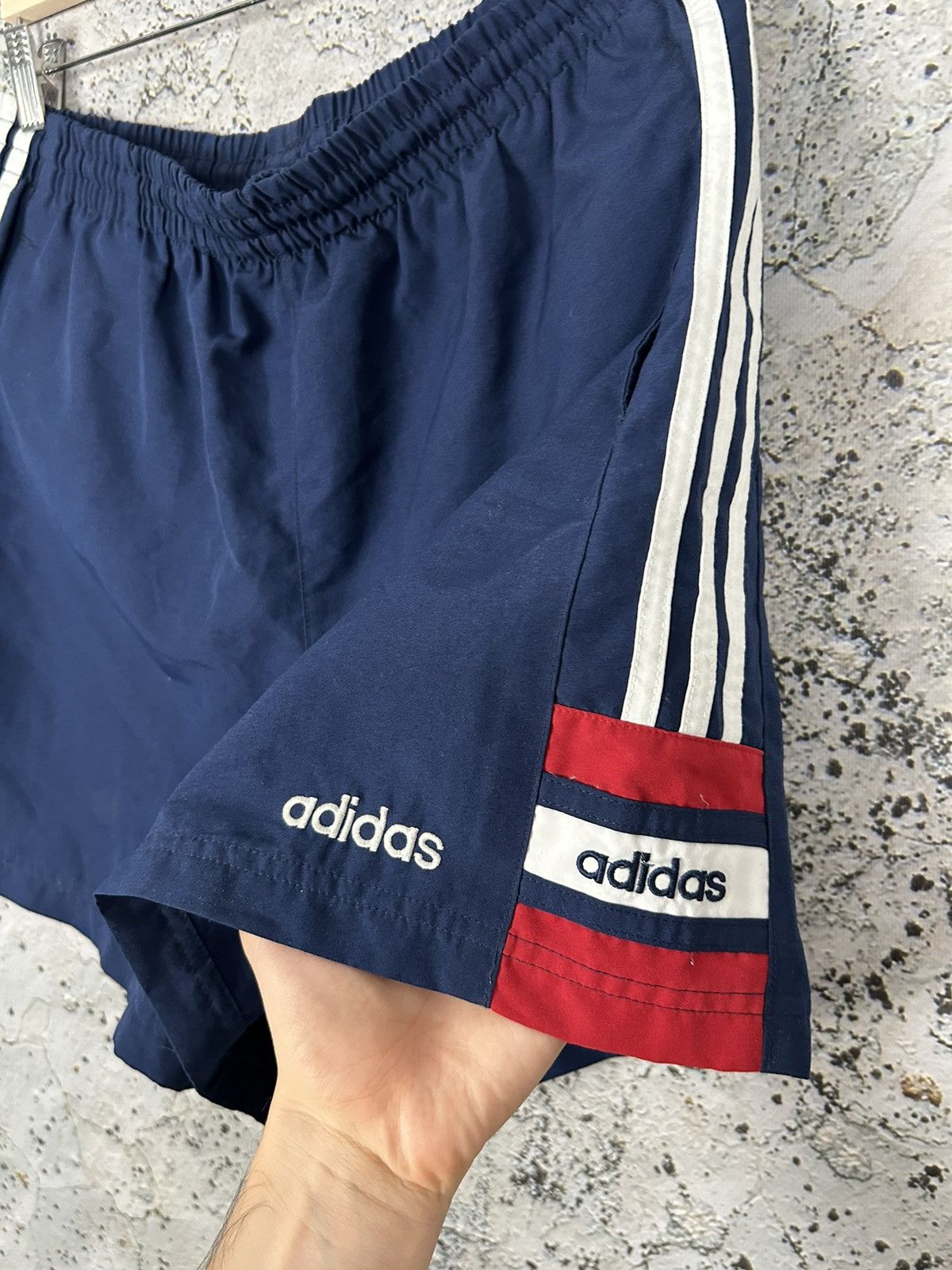 Adidas Vintage Adidas 90s Sportswear Shorts Hype Size US 34 / EU 50 - 3 Thumbnail