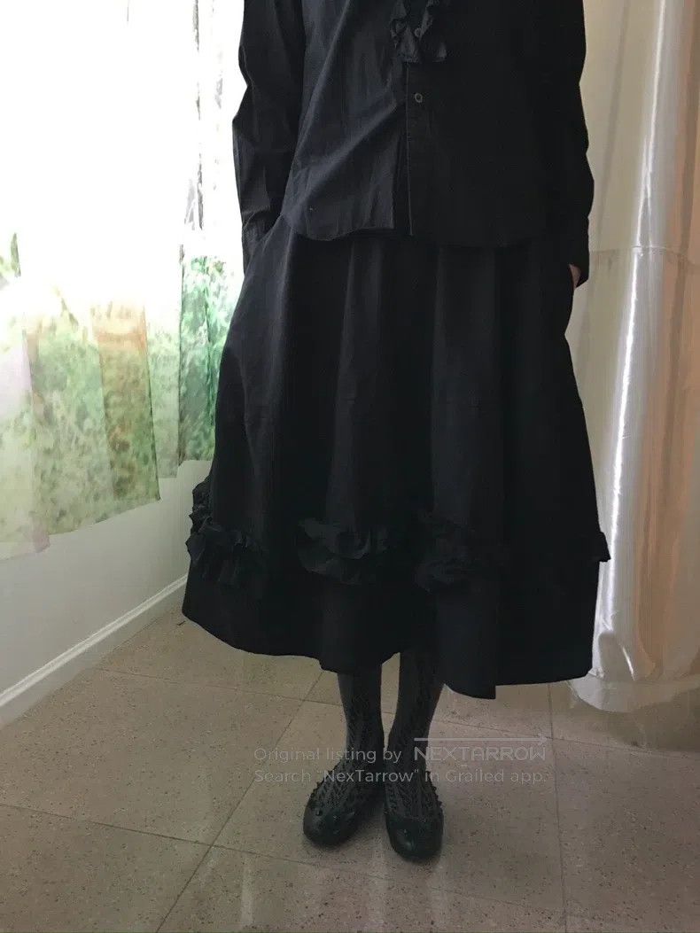 Comme des Garcons Comme des Garcons size S Lace Hem Skirt Size 23" - 1 Thumbnail