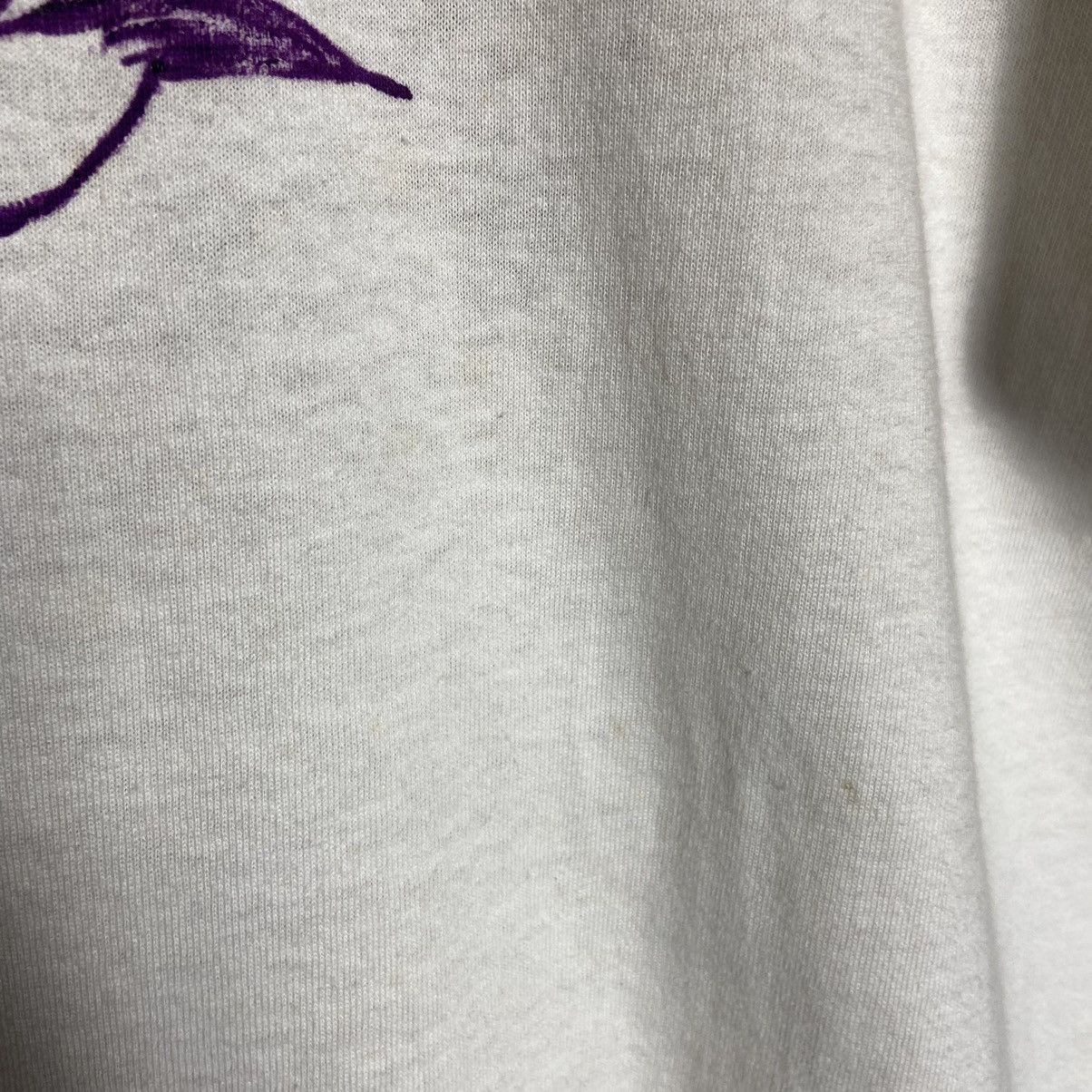 Vintage Vintage 90s Circles Eyes Art Graphic Single Stitch T-Shirt Size US XL / EU 56 / 4 - 9 Thumbnail