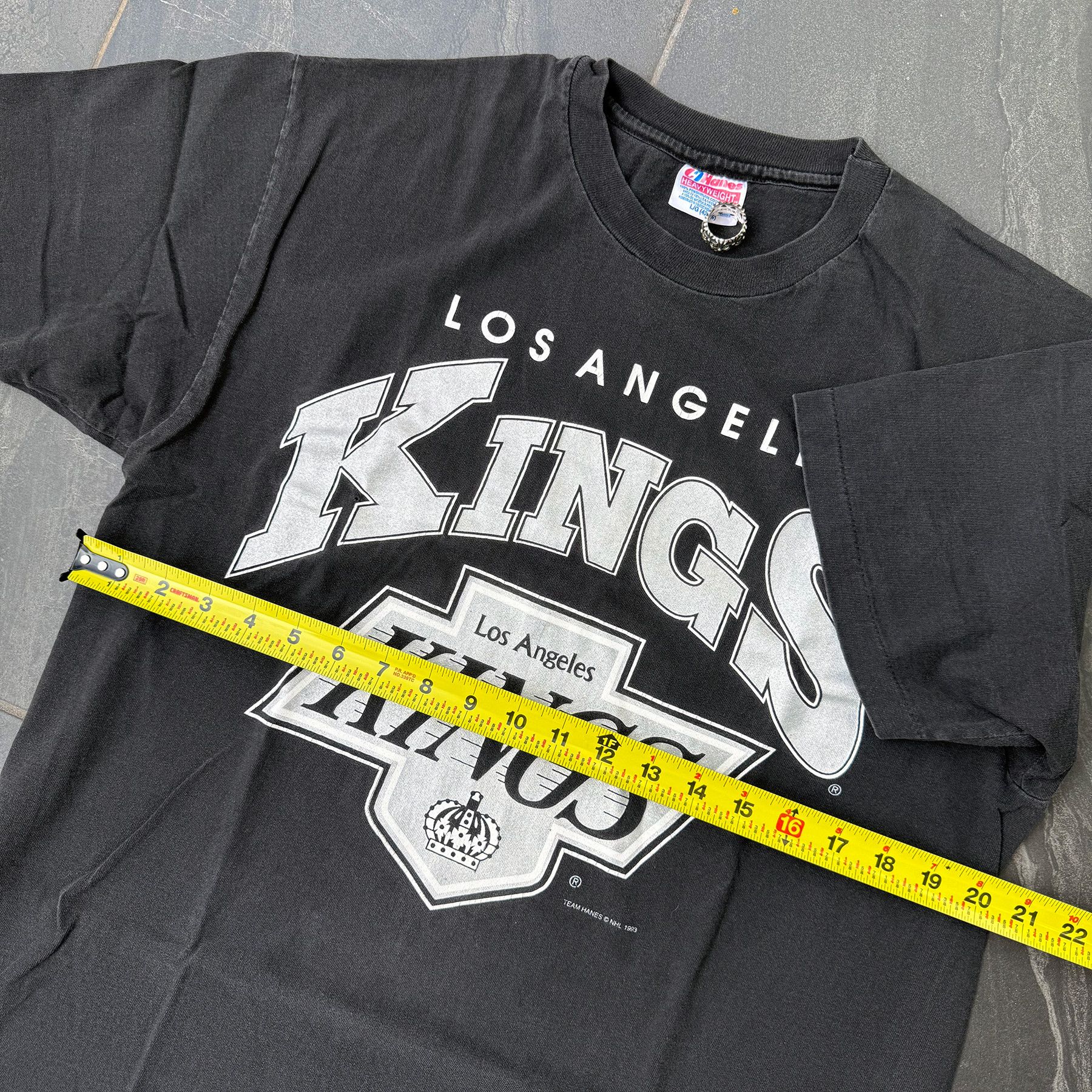 NHL 1993 Los Angeles Kings NHL Hockey Tee Size US L / EU 52-54 / 3 - 8 Thumbnail