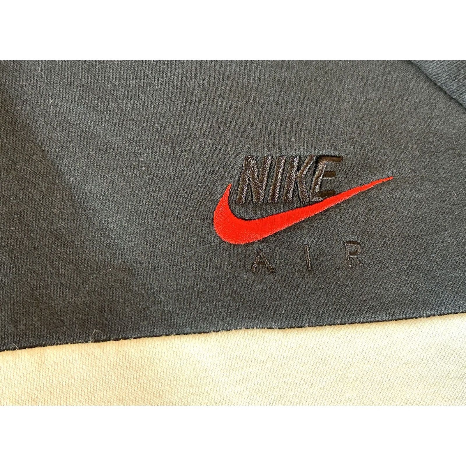 Nike Nike Hoodie Mens M Black White Colorblock Air Pullover Fleece Sweatshirt Graphic Print Embroidered Logo Kangaroo Pocket Size US M / EU 48-50 / 2 - 4 Thumbnail