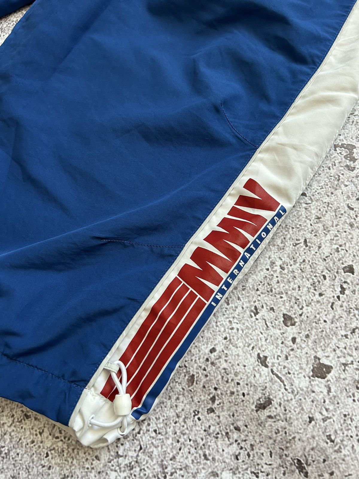 Nike × Vintage Vintage 90’s Nike International Shorts Swoosh Logo Size M Size US 32 / EU 48 - 8 Thumbnail