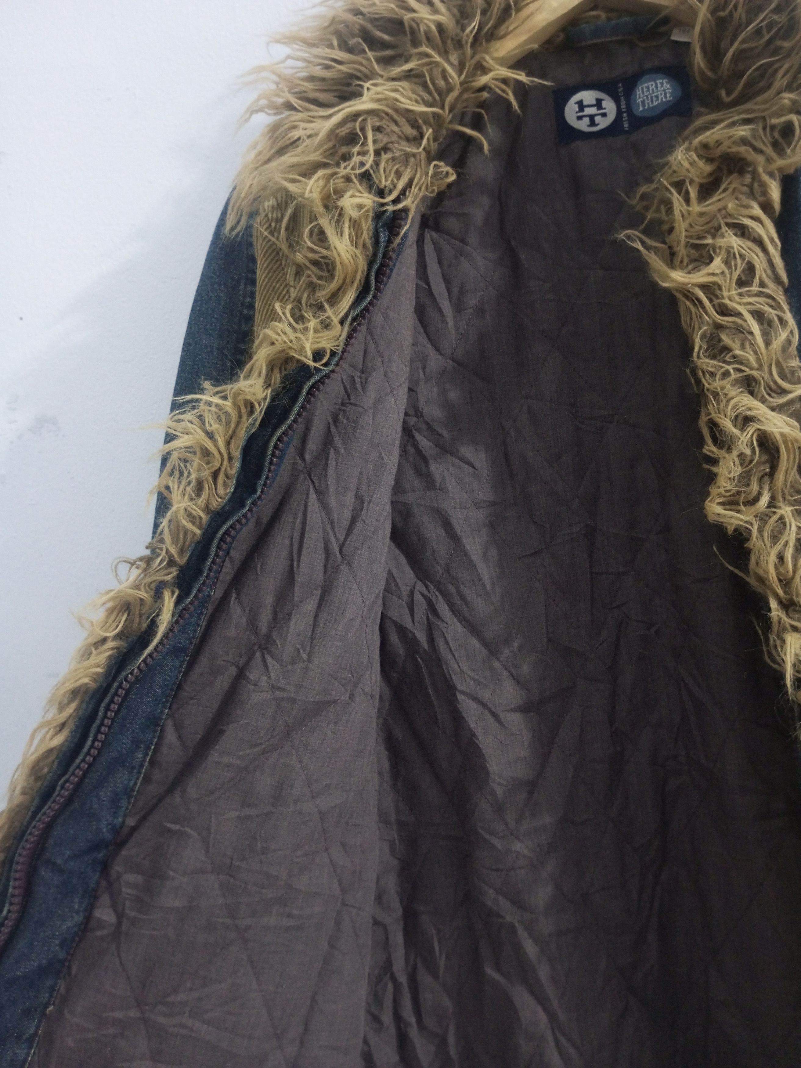 20471120 Here there fur jacket denim mix corduroy hidden pocket Size US M / EU 48-50 / 2 - 8 Thumbnail