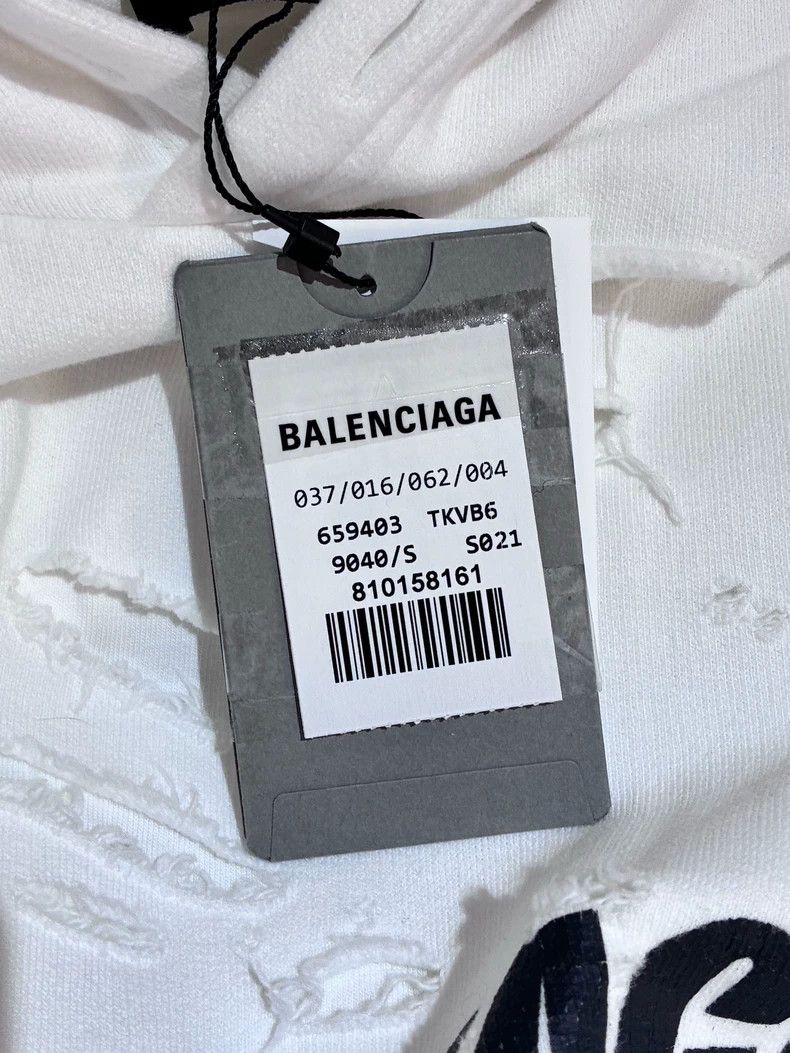 Balenciaga Balenciaga Caps SS22 Logo Printed Faded Effect Fleece Swea Size US S / EU 44-46 / 1 - 4 Thumbnail