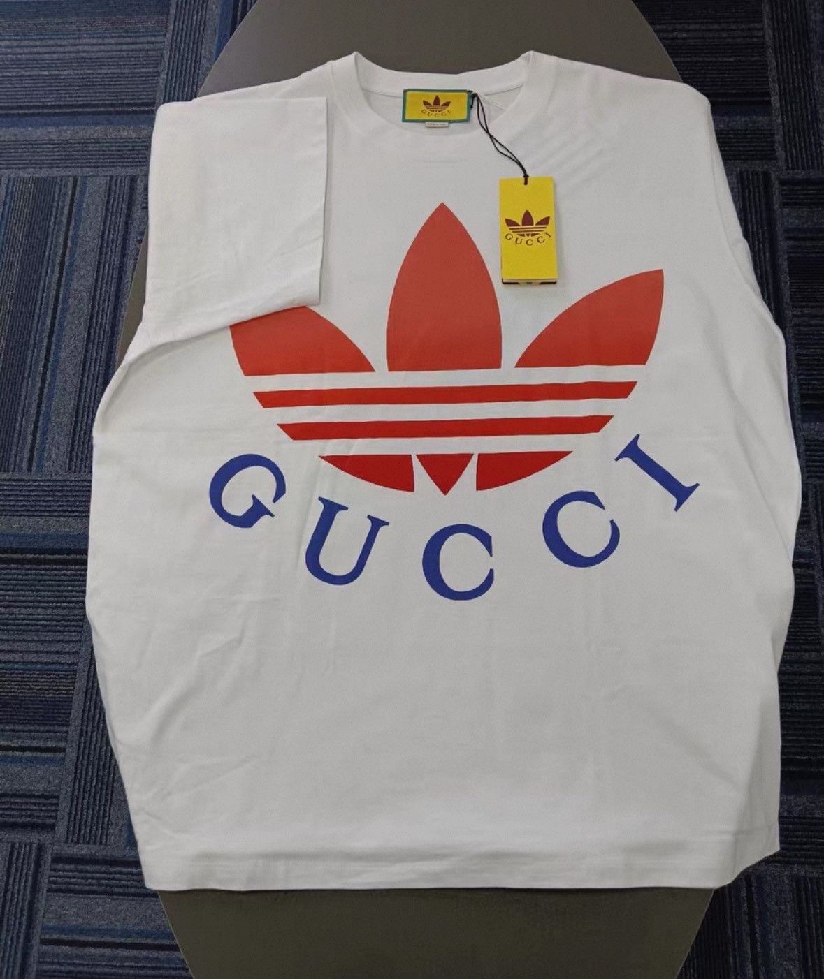 Gucci Gucci Gucci x Adidas Letter Logo T-Shirt -2506 Size US XL / EU 56 / 4 - 1 Thumbnail