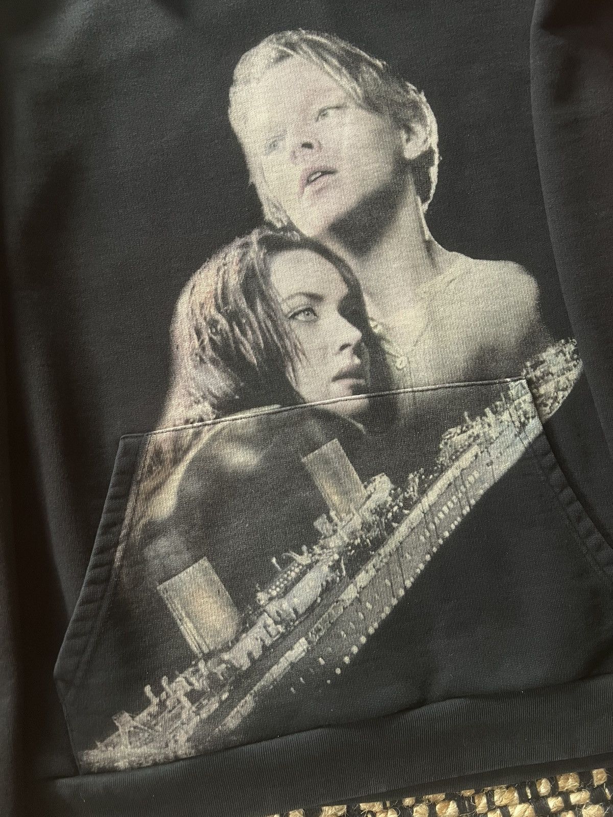 Vetements Vetements SS16 “Titanic” Graphic Oversized Hoodie Size US S / EU 44-46 / 1 - 3 Thumbnail