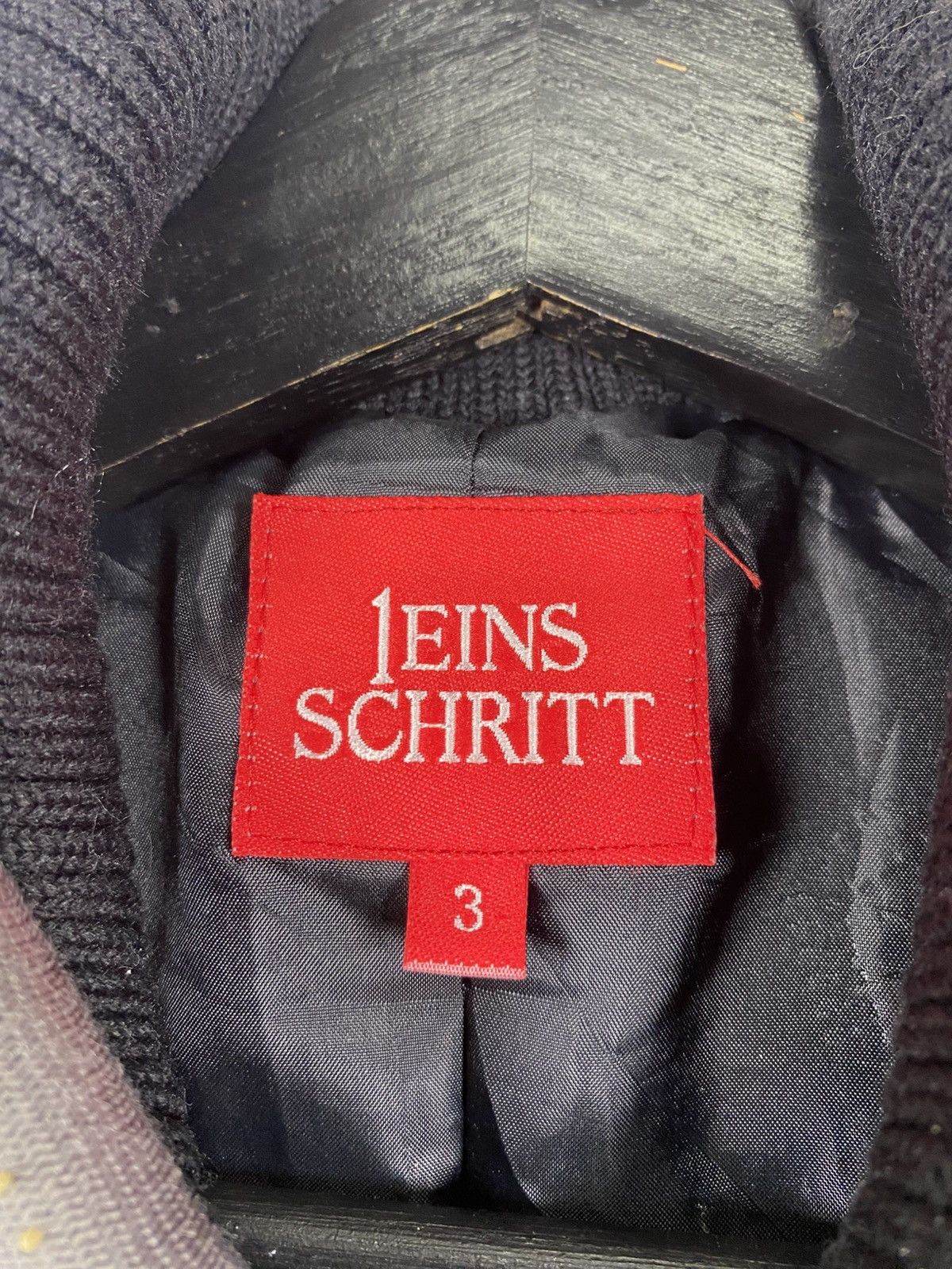 Japanese Brand Eins Schritt Black Cropped Bomber Jacket Wide Rib Collar Size US L / EU 52-54 / 3 - 6 Thumbnail