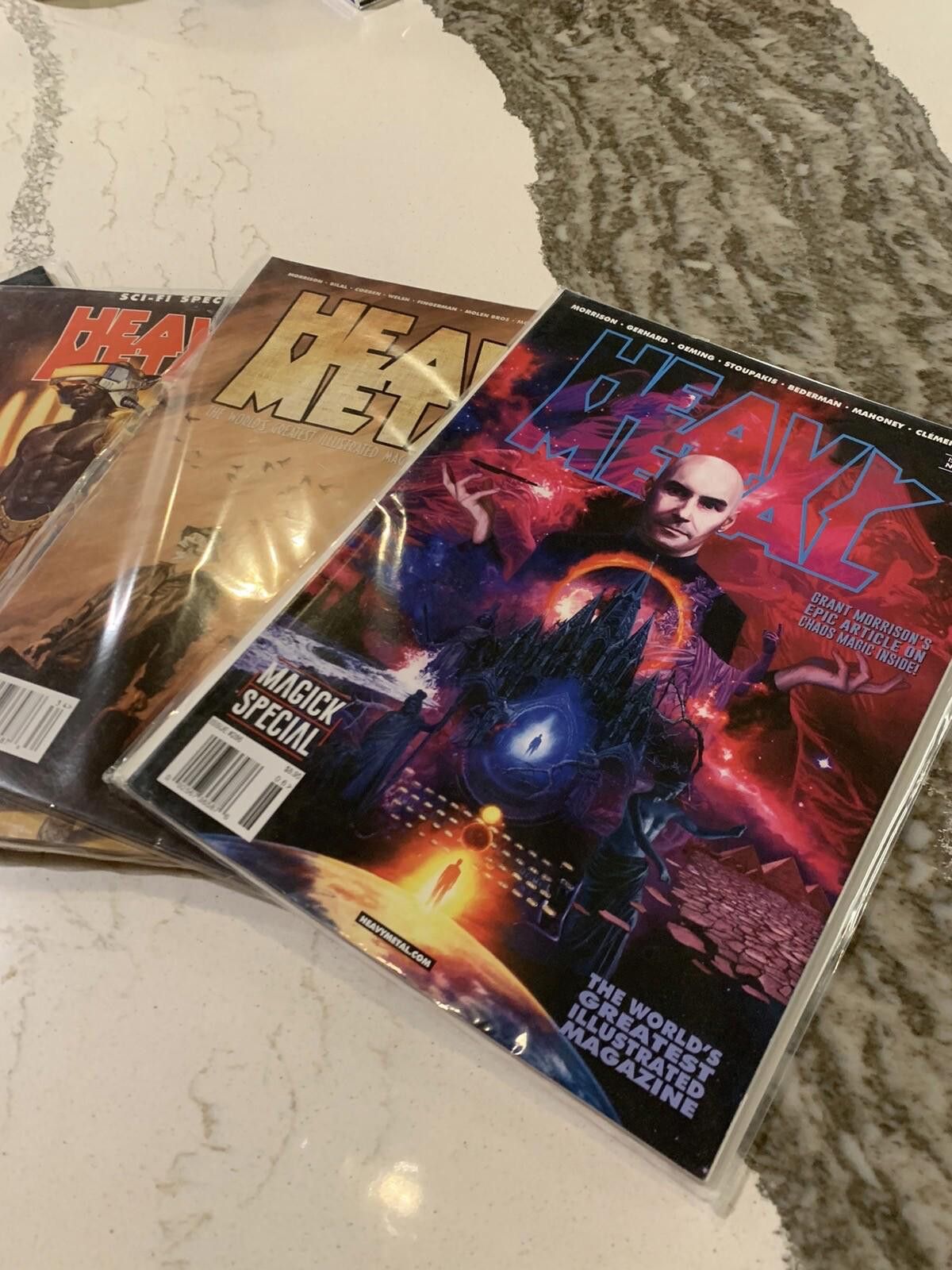 Designer Heavy Metal Magazine 1983- 2018 Lot of 5 Fantasy Collection Size ONE SIZE - 2 Thumbnail