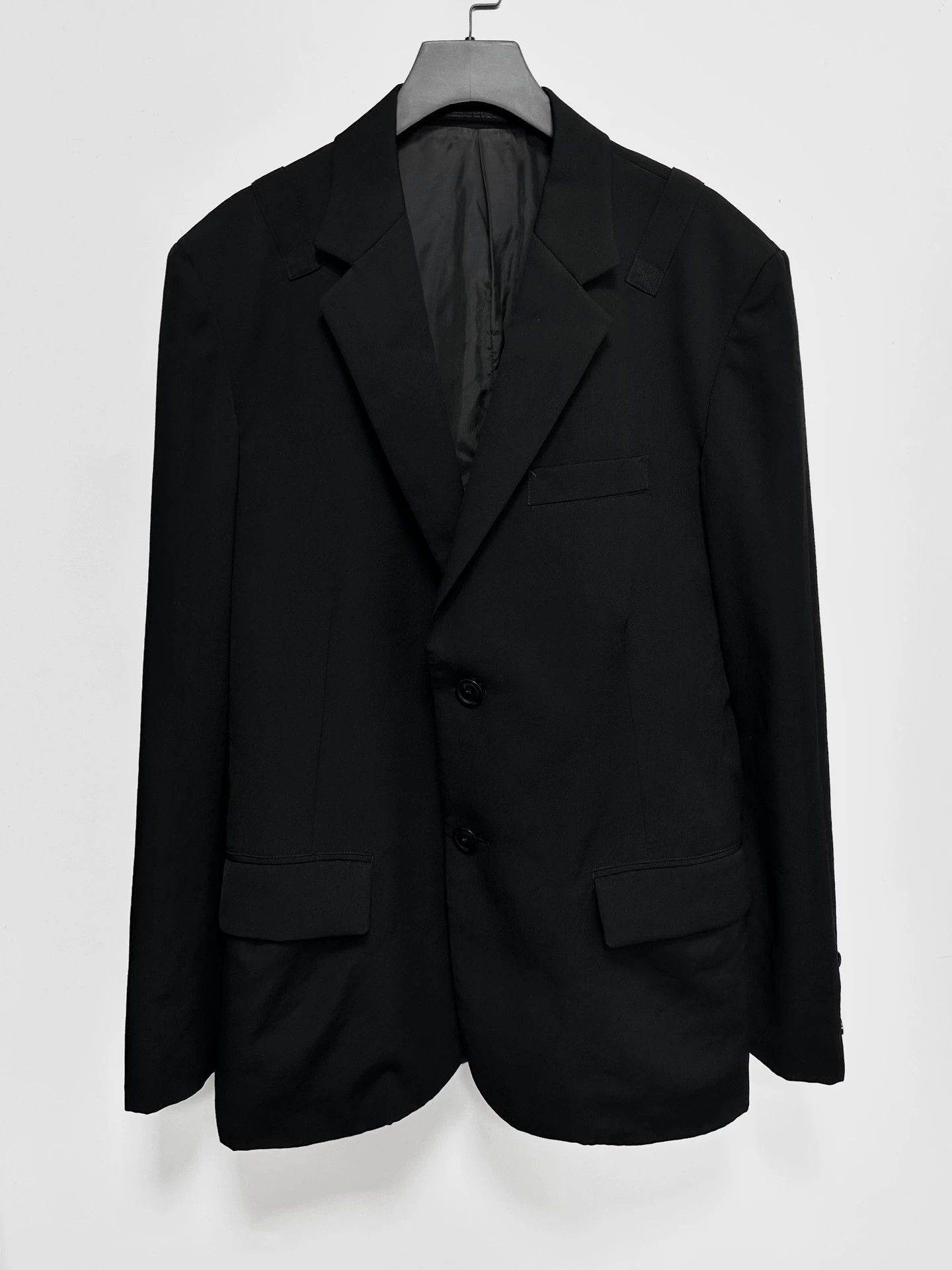 Yohji Yamamoto Black Tailored Blazer with Button Closure Size US L / EU 52-54 / 3 - 1 Thumbnail