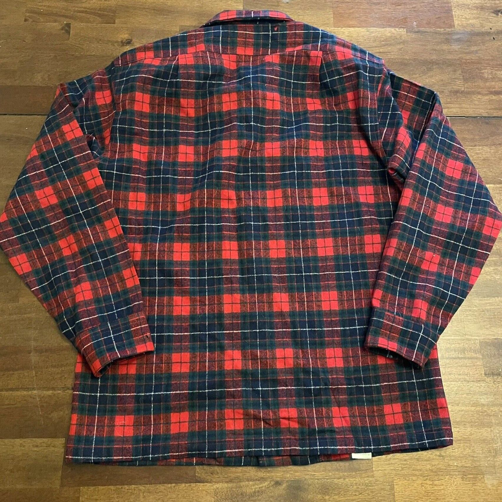 Pendleton VINTAGE Pendleton Board Shirt Flannel Virgin Wool Manson Plaid Mens Red Tartan Shirt Size US M / EU 48-50 / 2 - 2 Thumbnail