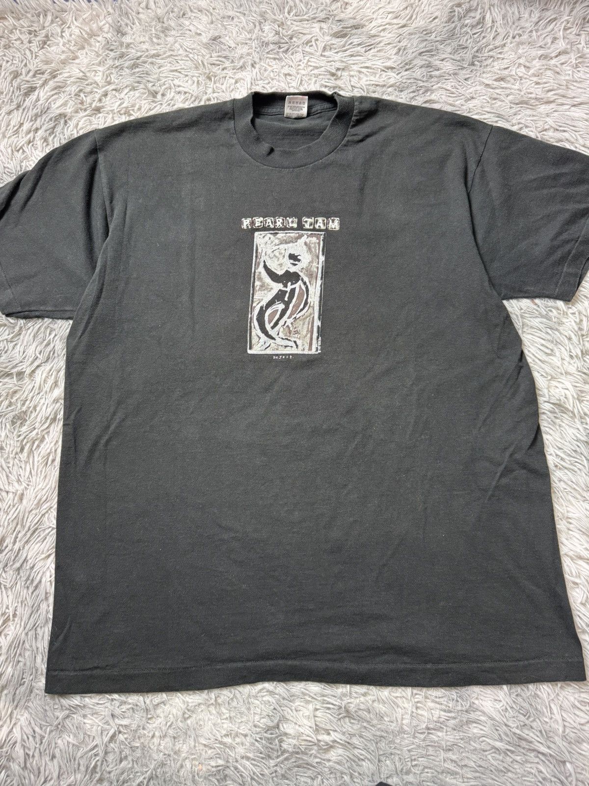 Vintage Vintage Pearl Jam 1993 Reject Size US XL / EU 56 / 4 - 1 Thumbnail