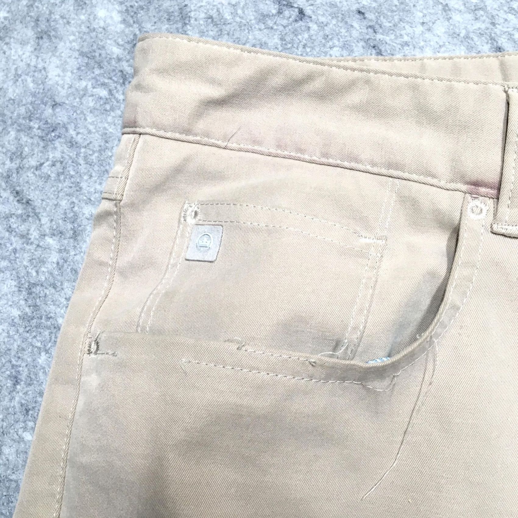 Peter Millar VINTAGE Peter Millar EB66 Pants Mens 34x32 Beige Khaki 5-Pocket Golf Performance Size US 34 / EU 50 - 5 Thumbnail
