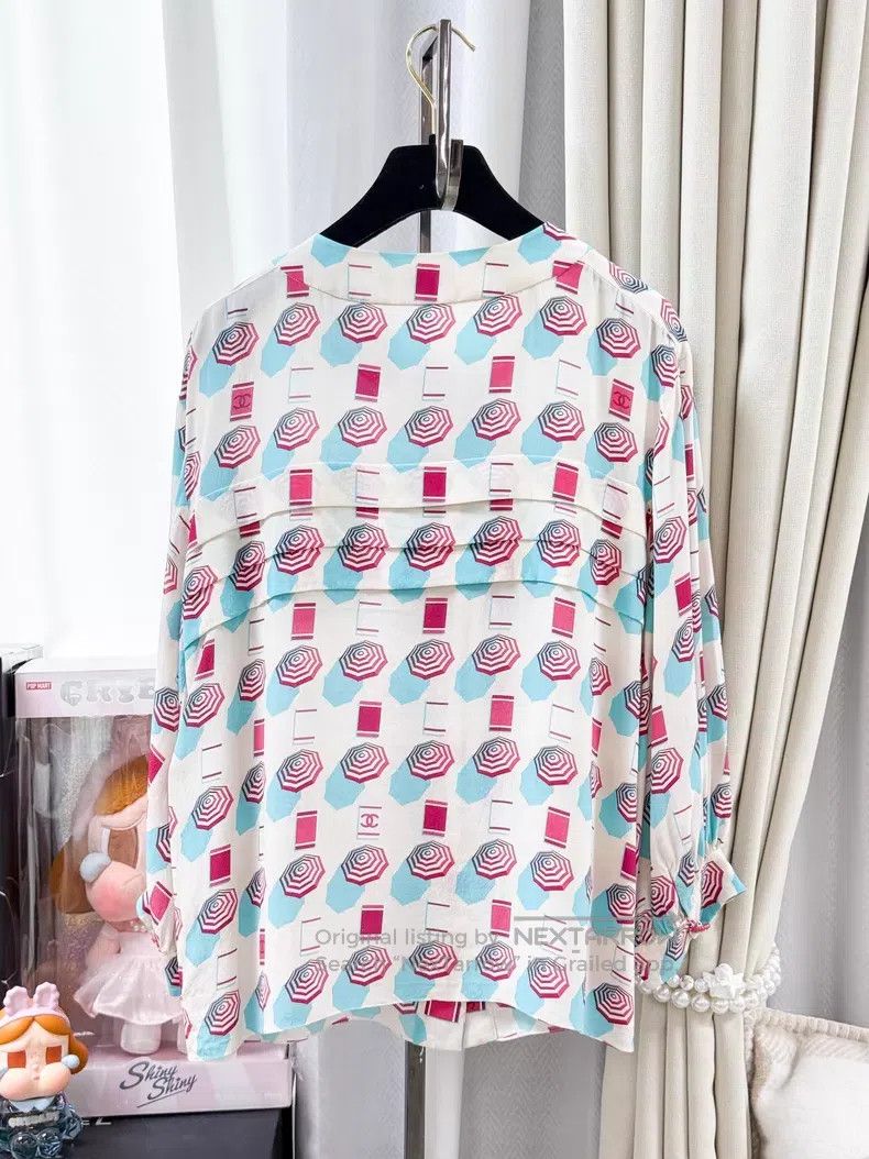 Chanel Chanel Round-neck long-sleeved cardigan shirt with sun umb Size XS / US 0-2 / IT 36-38 - 3 Thumbnail
