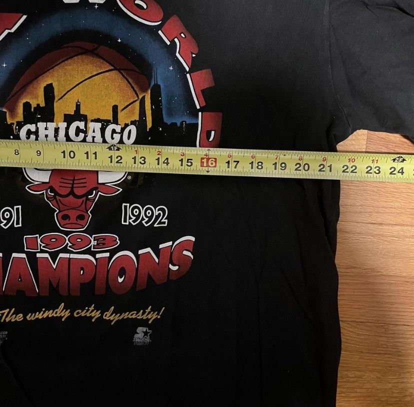 Vintage Vintage Starter Chicago Bulls Shirt Size US XL / EU 56 / 4 - 3 Thumbnail
