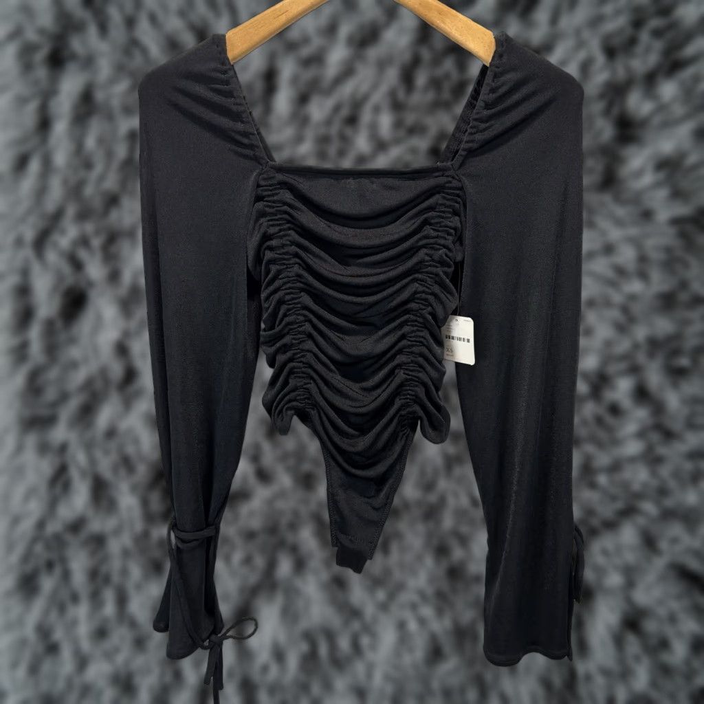 Free People VINTAGE? (No) Free People Bodysuit Shirt XS Women Black Ruched Gothic Vamp Meant To Be Long Sleeve Square Neck Womens XS Size XS / US 0-2 / IT 36-38 - 1 Thumbnail