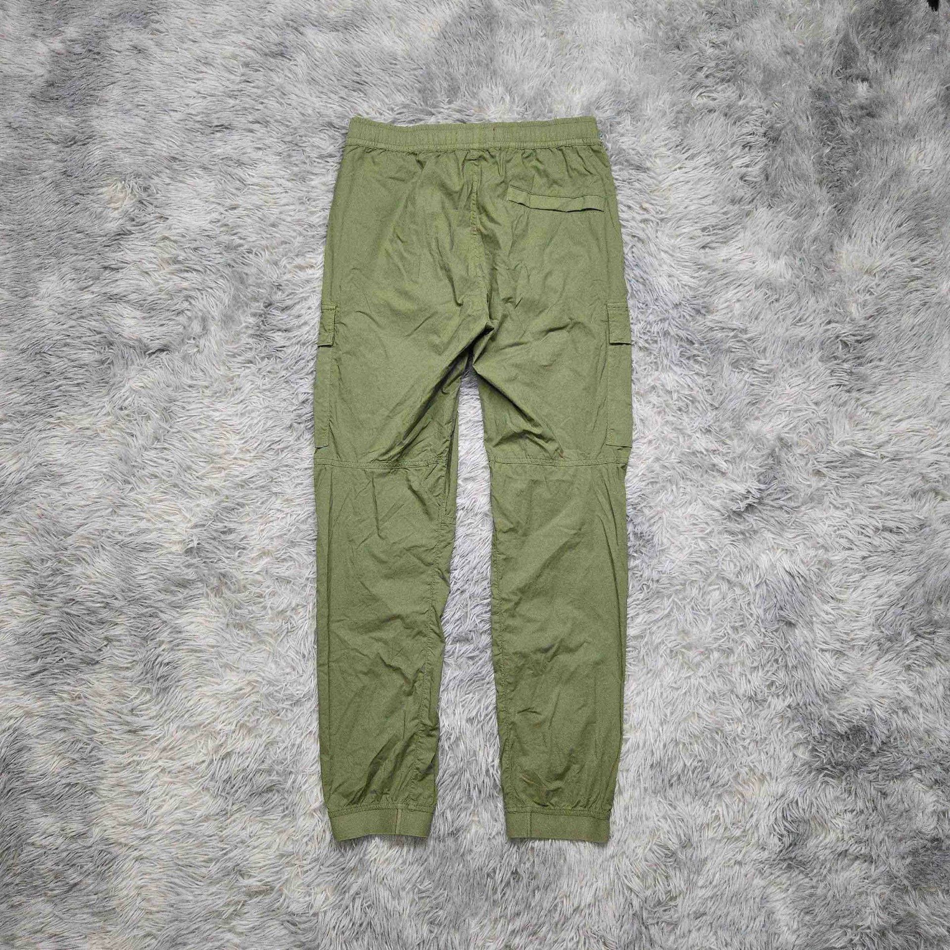 Stone Island stone island green cargo pants, size W32 Size US 32 / EU 48 - 2 Thumbnail