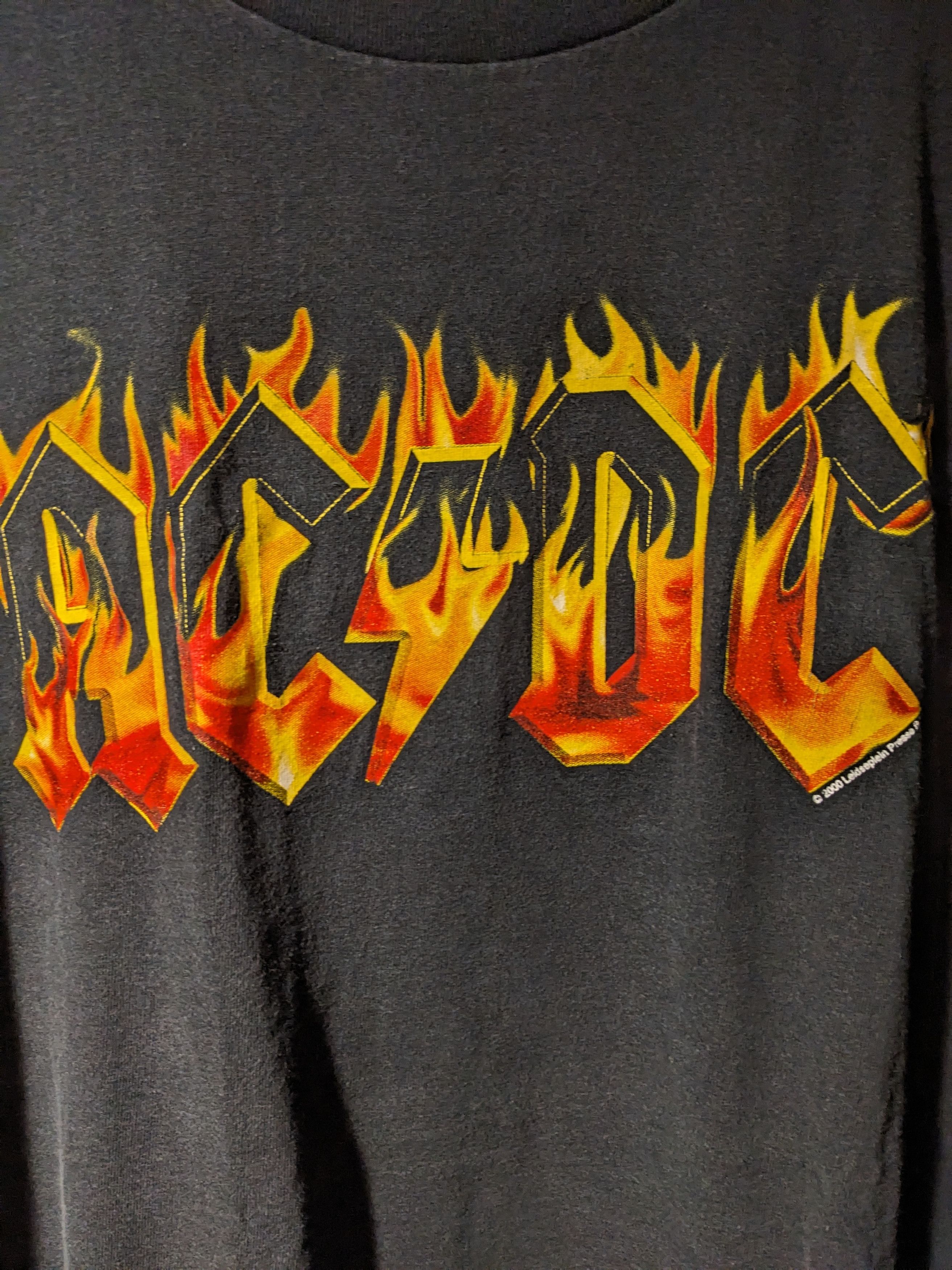AC/DC × Vintage Vintage 2000 ACDC Fire Flaming Logo Band Tour T-Shirt Size US XL / EU 56 / 4 - 2 Thumbnail