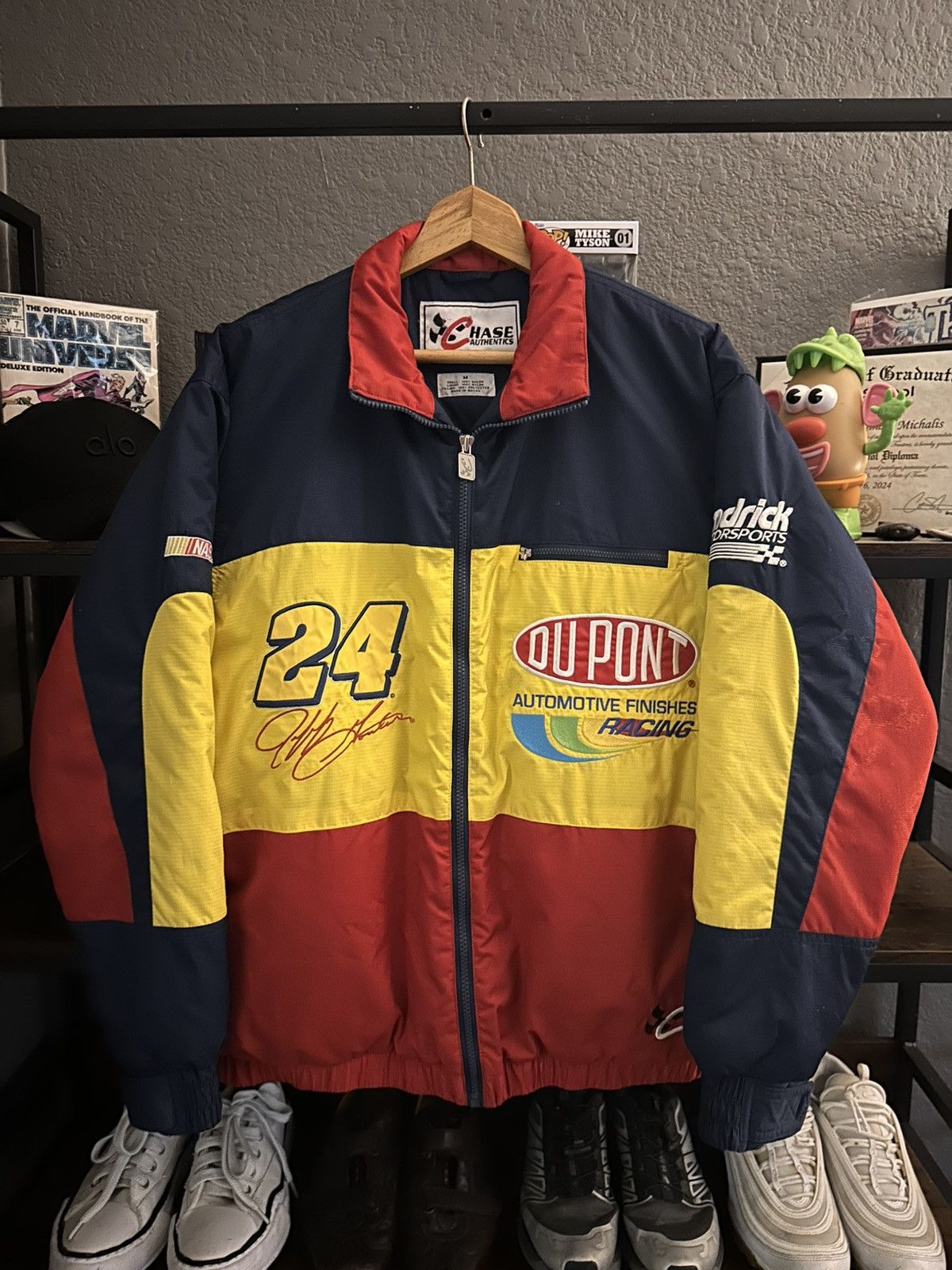 Chase Authentics Jeff Gordon Chase Authentics 90’s Dupont Racing jacket Size US M / EU 48-50 / 2 - 1 Thumbnail