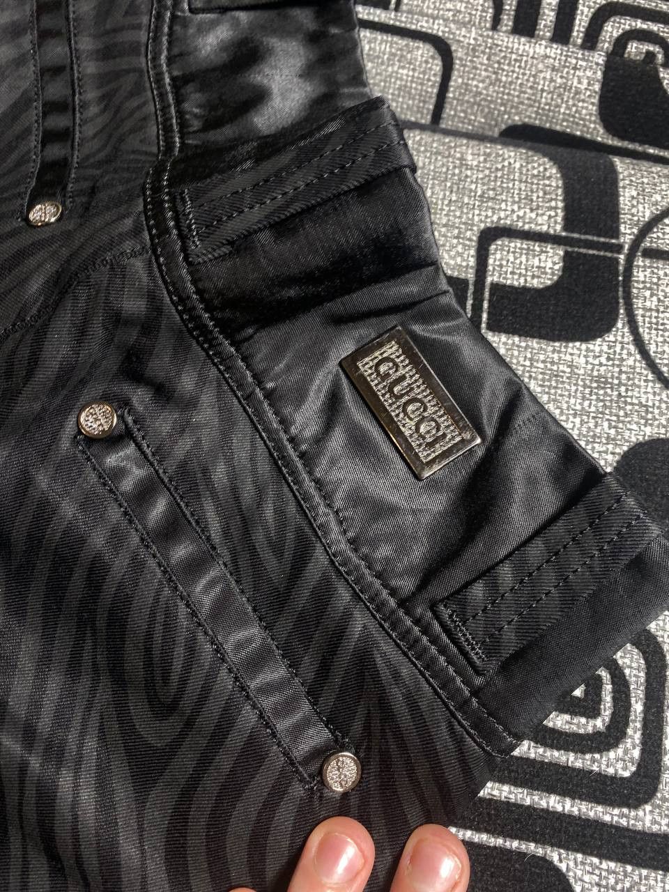 Japanese Brand Crazy Crash Dirty Baggy Faded Jean Japan Avant Garde Style Size US 26 / EU 42 - 17 Thumbnail