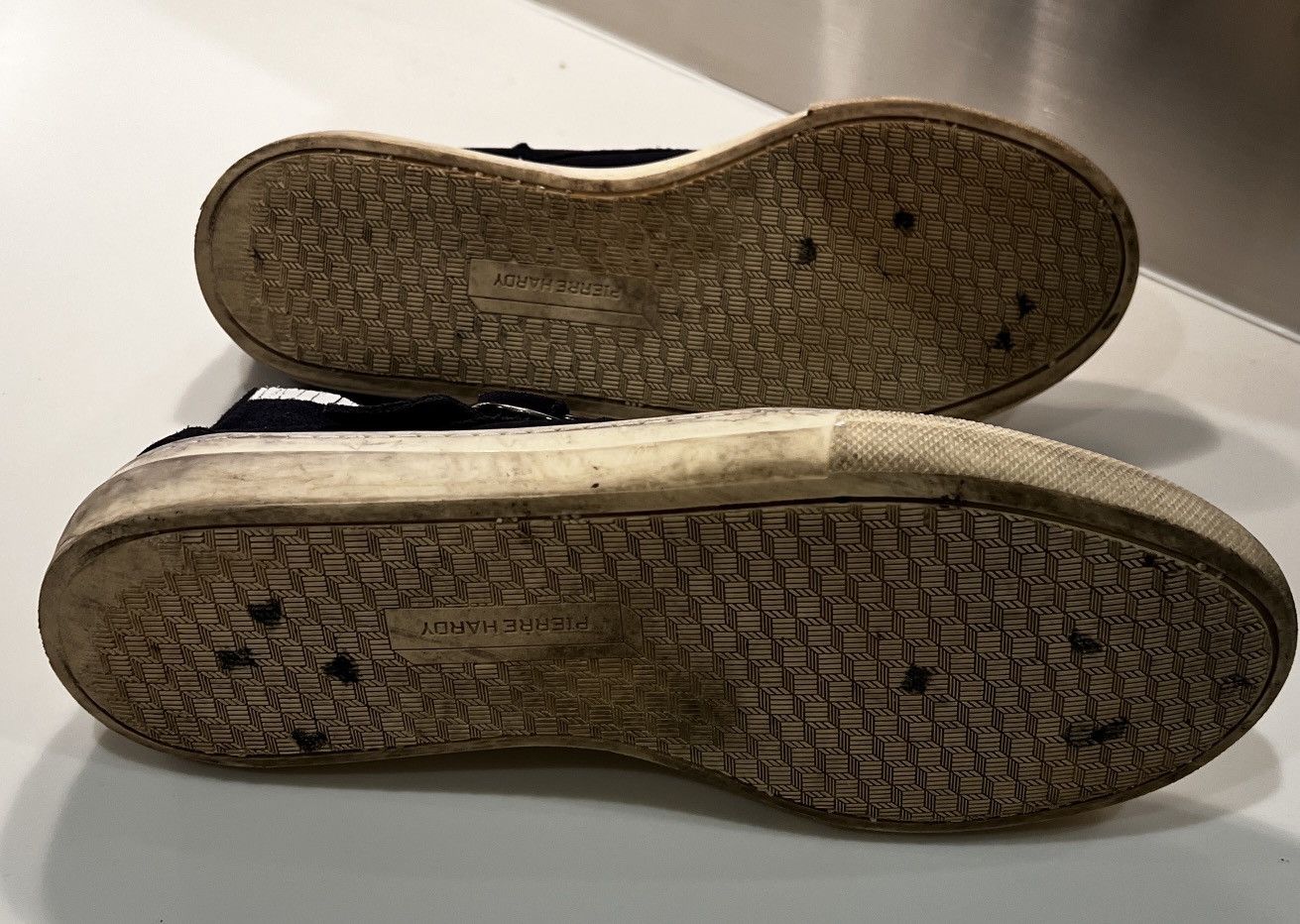 Pierre Hardy Pierre hardy suede sneaker Size US 10.5 / EU 43-44 - 4 Thumbnail
