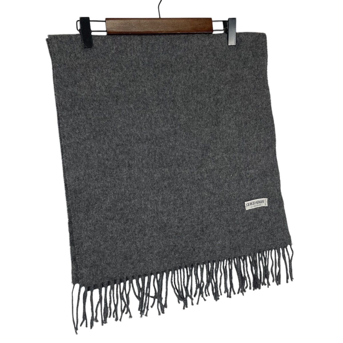 Giorgio Armani × Vintage Vintage Giorgio Armani Made In Italy Scarf Muffler Size ONE SIZE - 3 Thumbnail