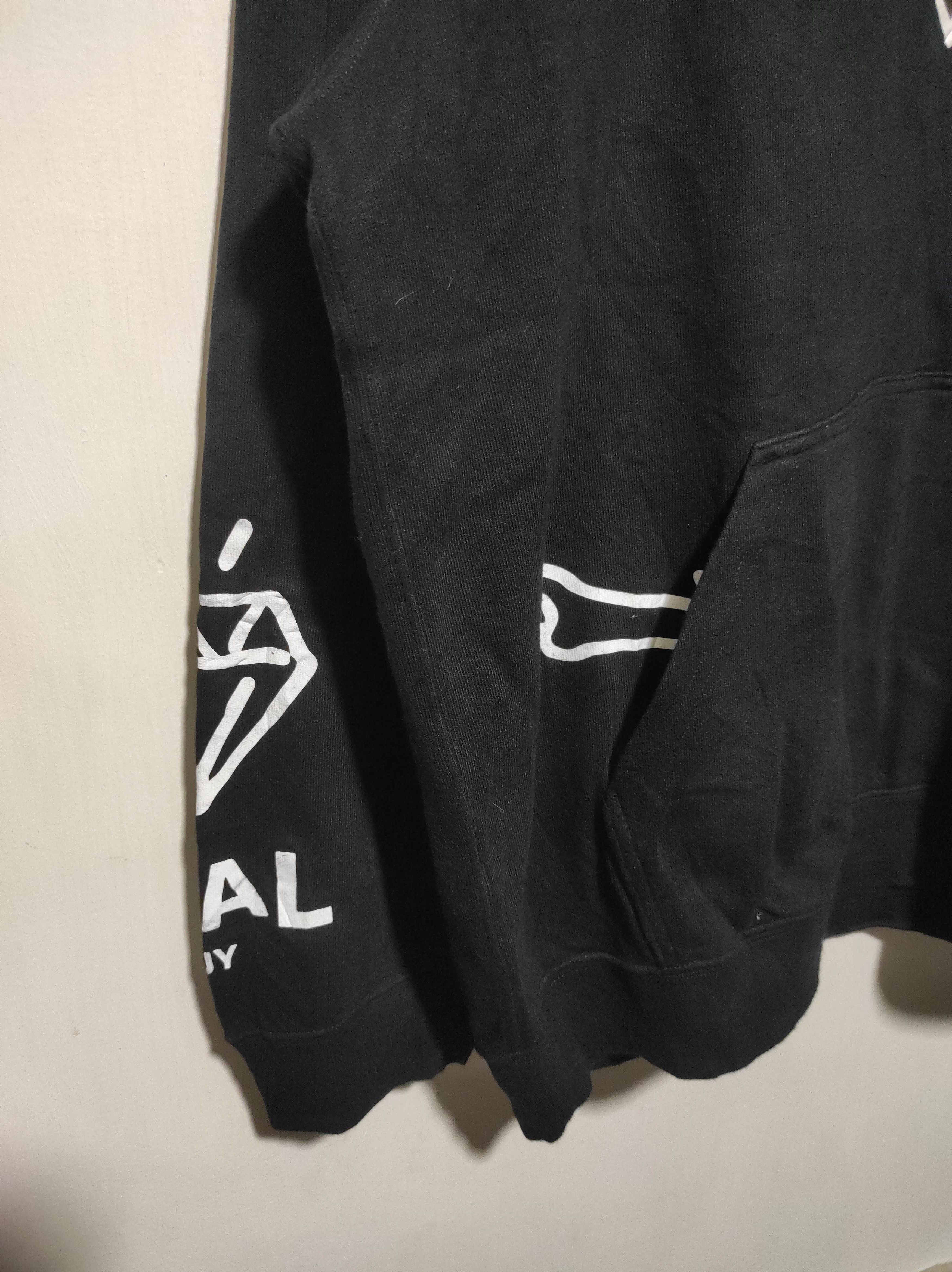 Le Grande Bleu (L.G.B.) UT Uniqlo Trouble Andrew Fur Hoodie i6w9 Lgb Style Size US XL / EU 56 / 4 - 5 Thumbnail