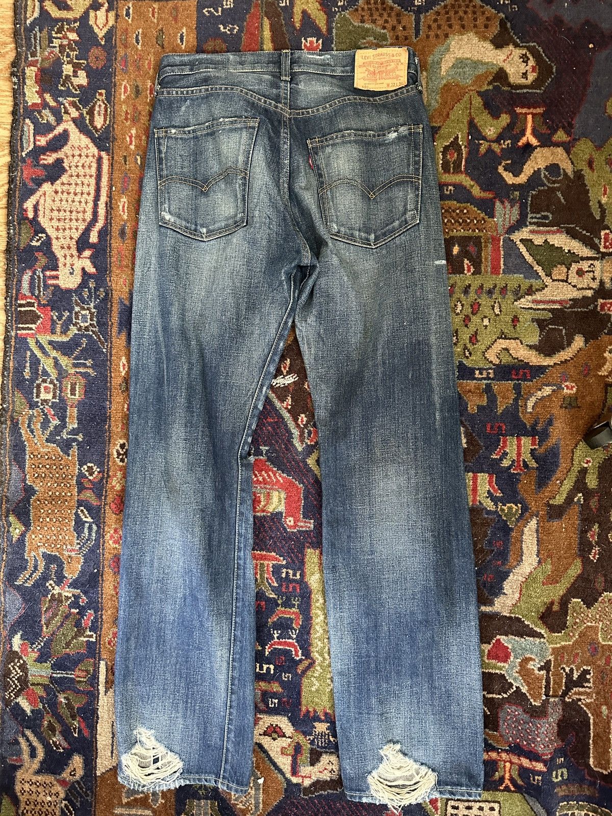Levi's Dark wash distressed jeans Size US 30 / EU 46 - 2 Thumbnail