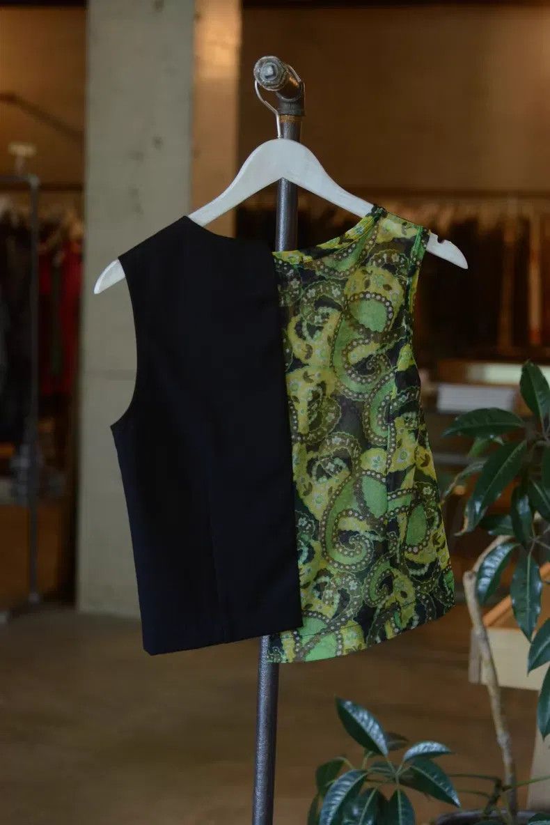 Comme des Garcons Comme Des Garcons Pattern Patched Black Wool Sleeveless To Size M / US 6-8 / IT 42-44 - 4 Thumbnail