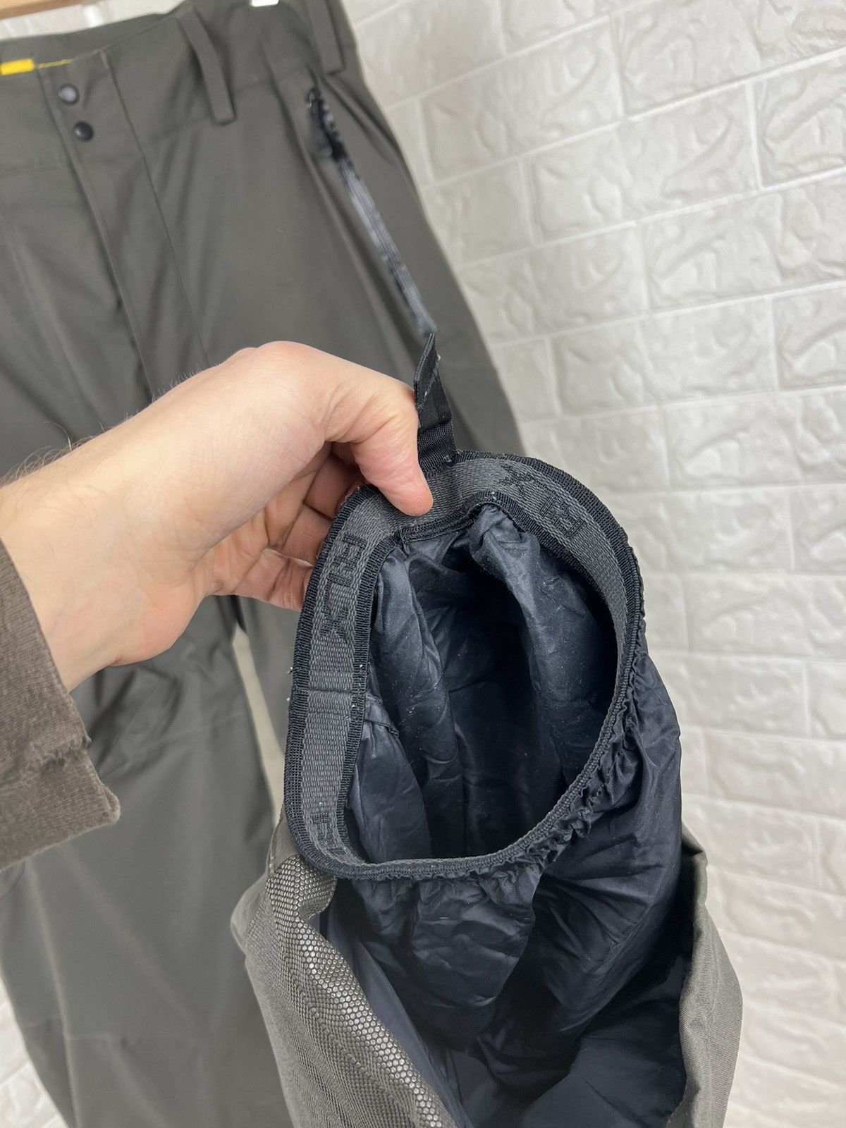 RLX Ralph Lauren × Ralph Lauren Sport Ralph Lauren Polo Sport Goretex Ski Snowbord Pant Size L Size US 34 / EU 50 - 9 Thumbnail