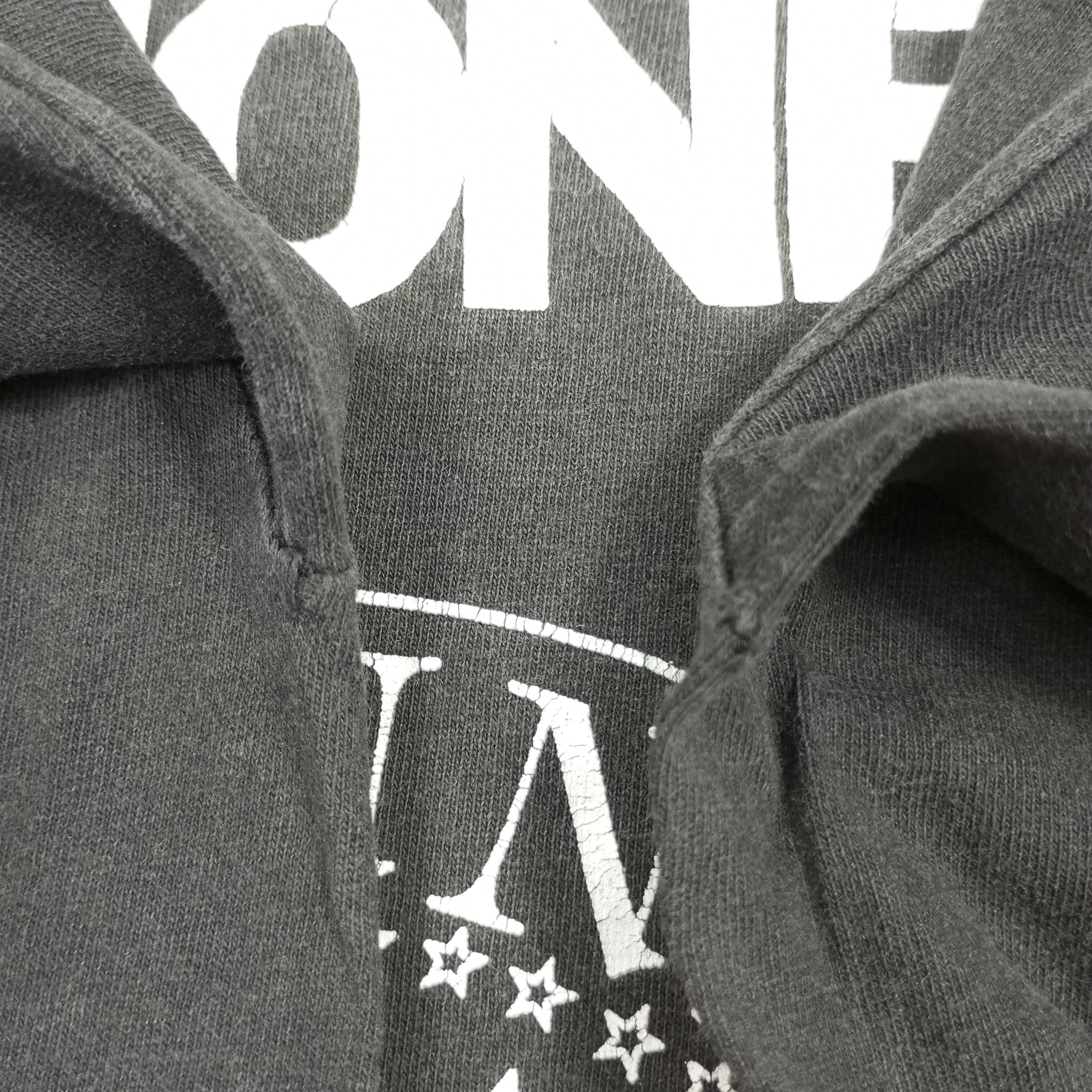 Band Tees × Vintage Ramones Band Music Streetwear Style Vintage Tshirt Size US S / EU 44-46 / 1 - 7 Thumbnail
