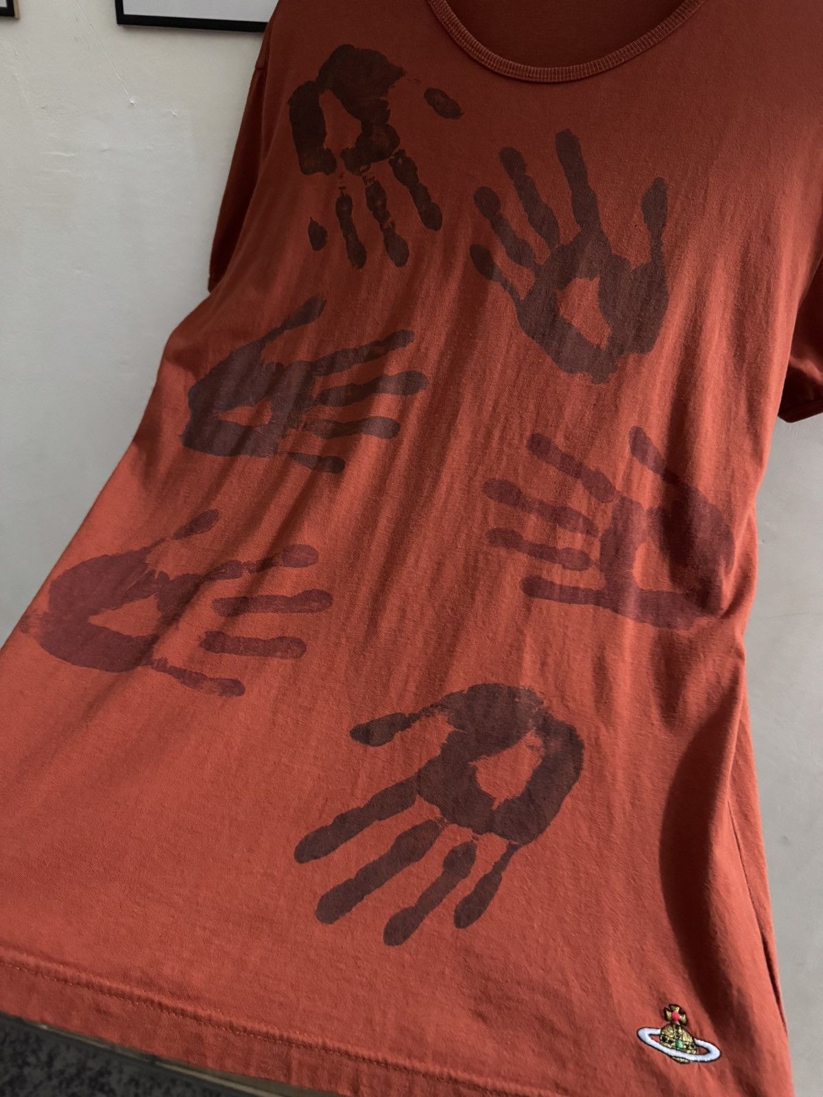 Vivienne Westwood Rare Vivienne Westwood Man Hand Printed Tee Size US L / EU 52-54 / 3 - 5 Thumbnail
