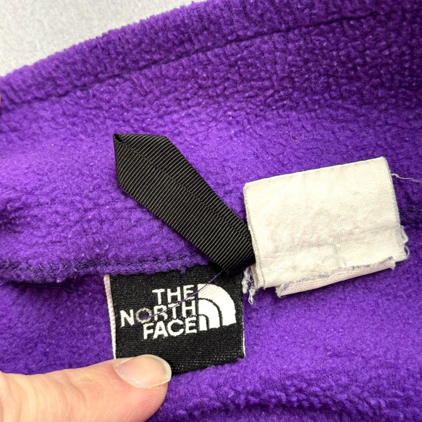 The North Face The North Face Fleece Jacket Womens Medium Purple Zip Outdoor Hiking Vintage Size M / US 6-8 / IT 42-44 - 3 Thumbnail