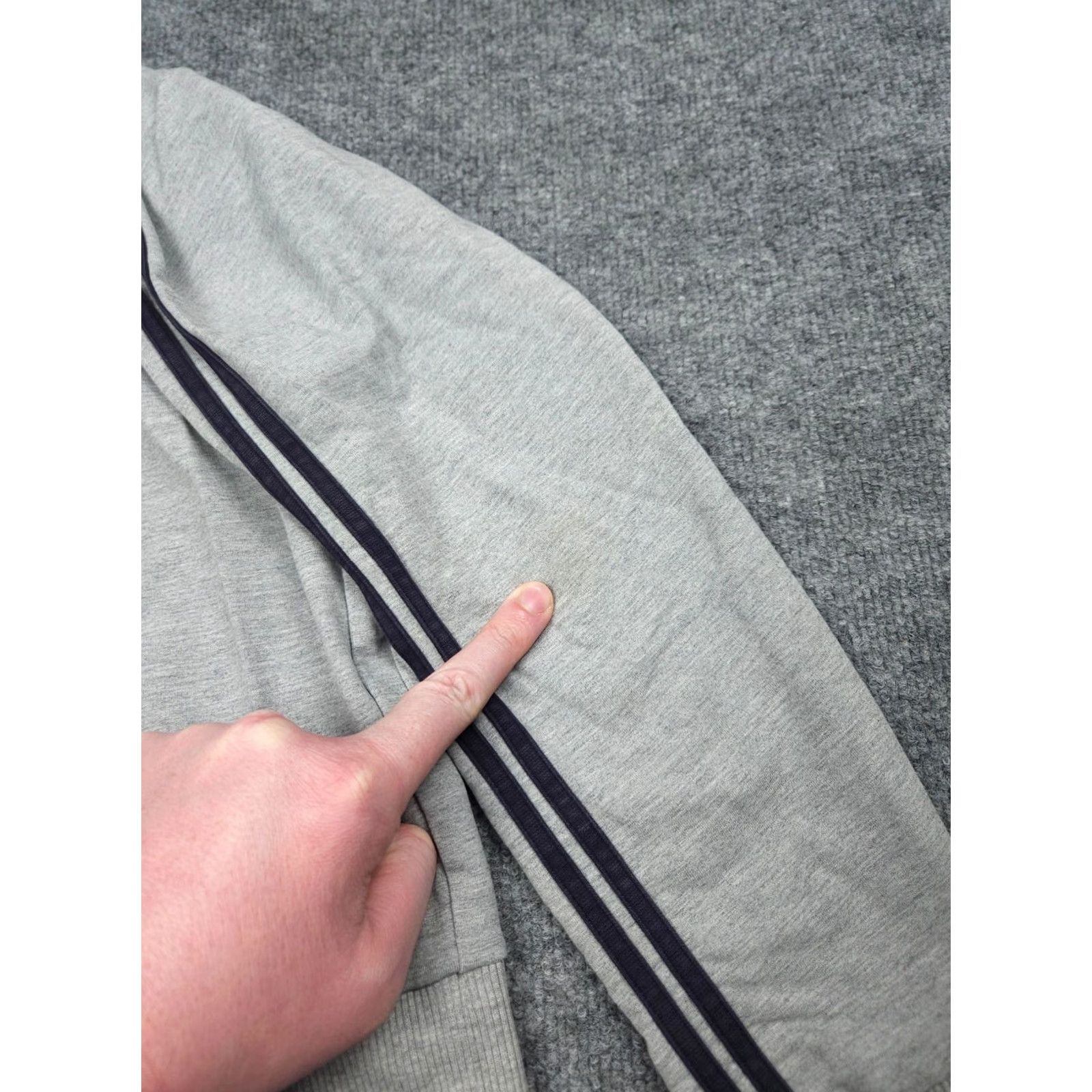 Vintage BOGGI Milano Hoodie Jacket Men's Large Gray Full Zip Stripe Full Zip Athletic Fit Size US L / EU 52-54 / 3 - 6 Thumbnail