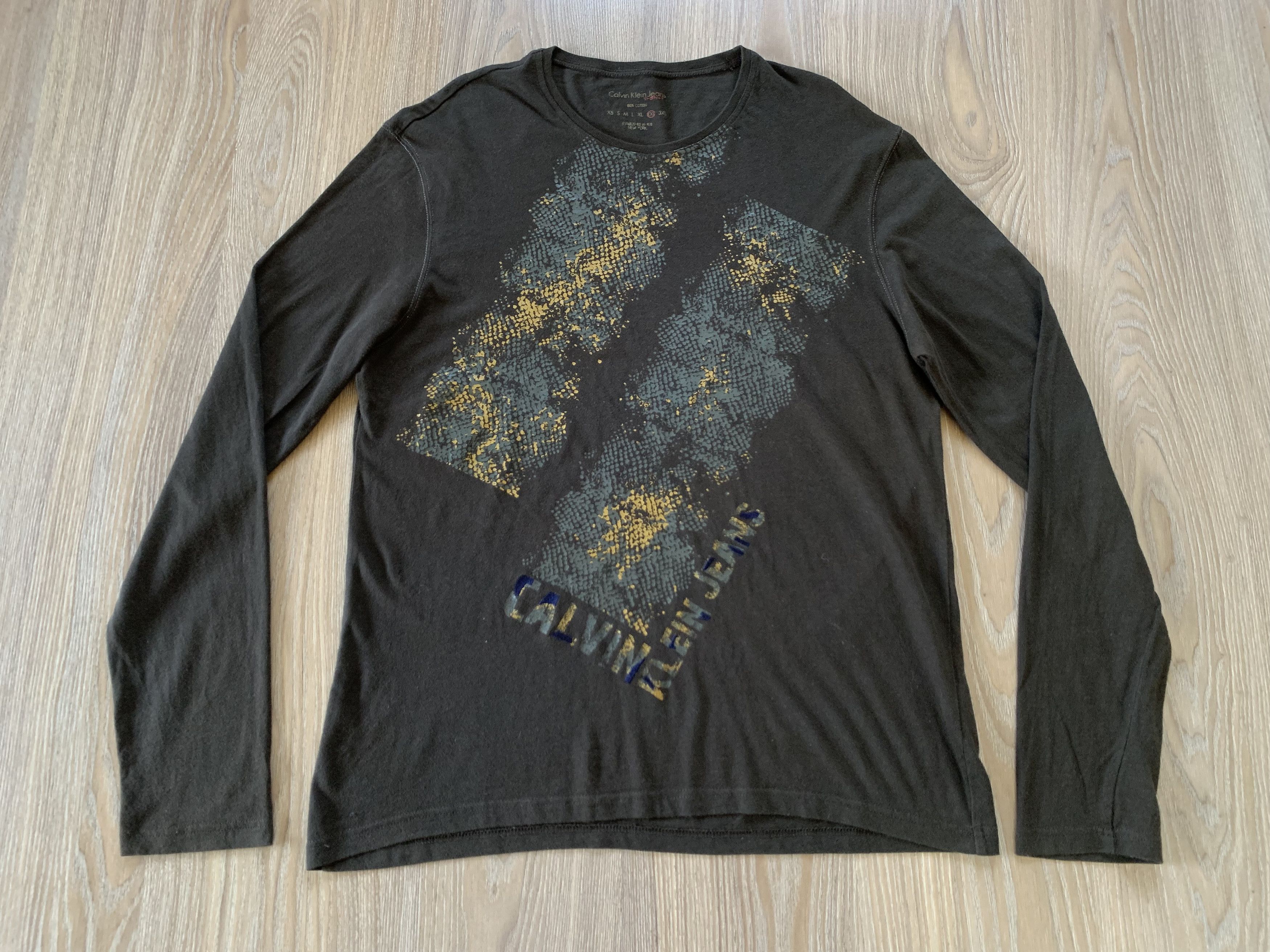 Calvin Klein Calvin Klein Mens Vintage Printed Long Sleeve Size US XXL / EU 58 / 5 - 2 Thumbnail