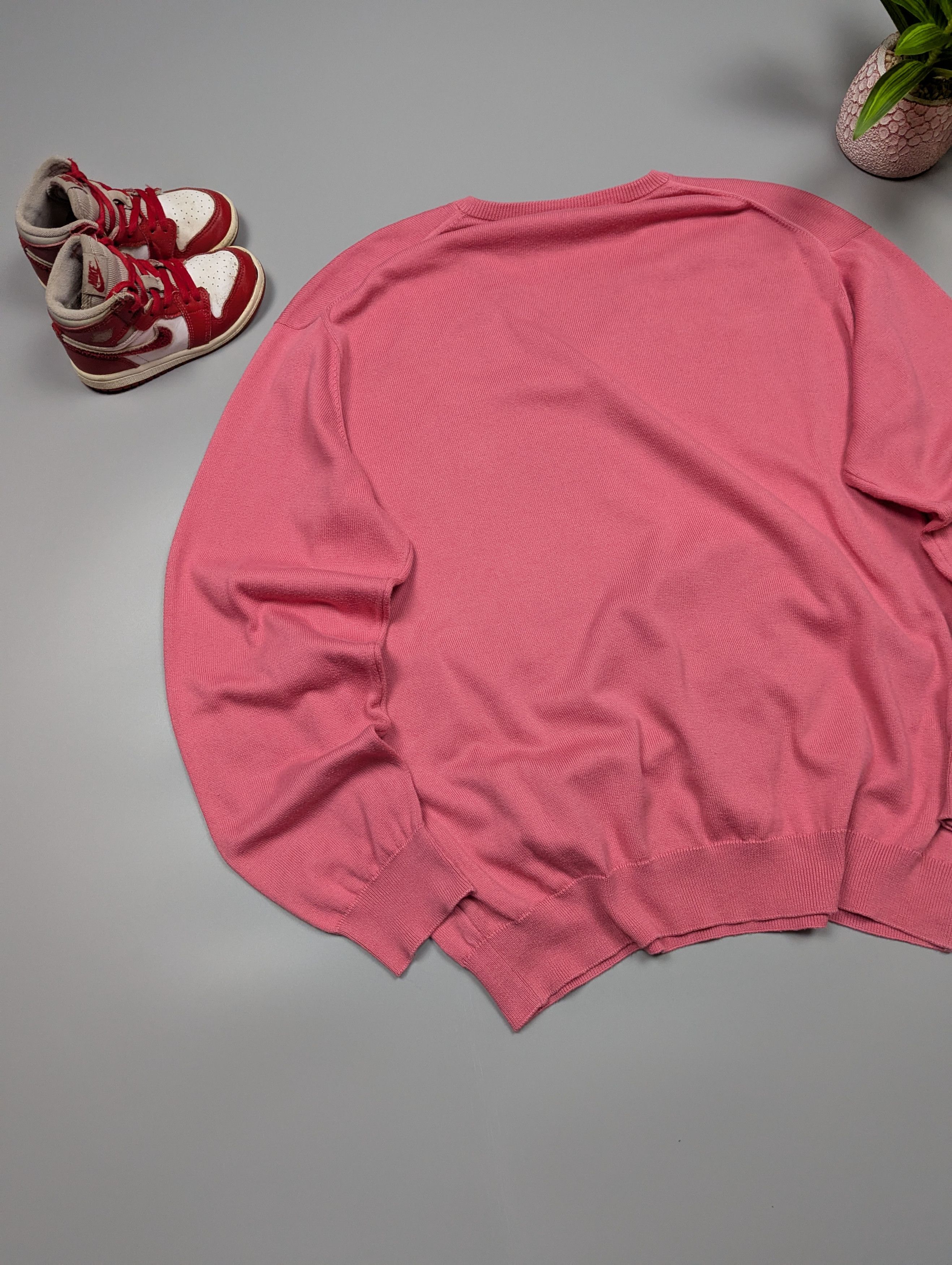 Lacoste × Vintage LACOSTE Men's Vintage Lightweight Pink V-Neck Sweater Size US L / EU 52-54 / 3 - 12 Thumbnail