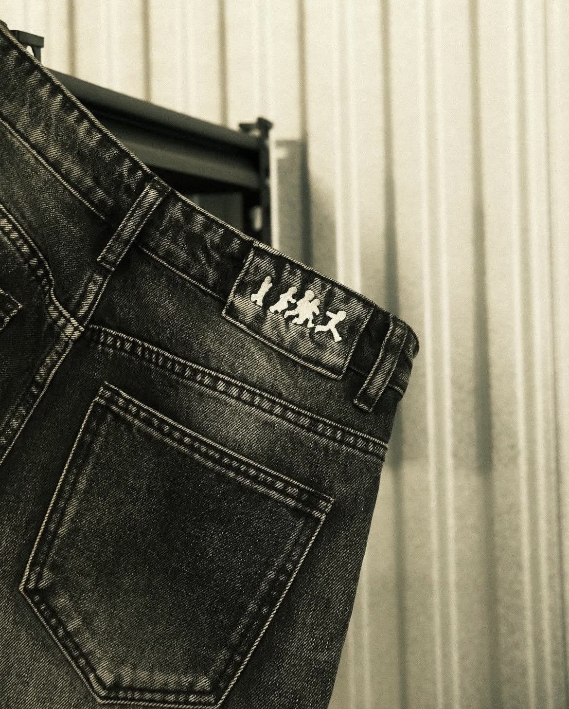 Other Children of Planet 44 denim Size US 30 / EU 46 - 2 Thumbnail