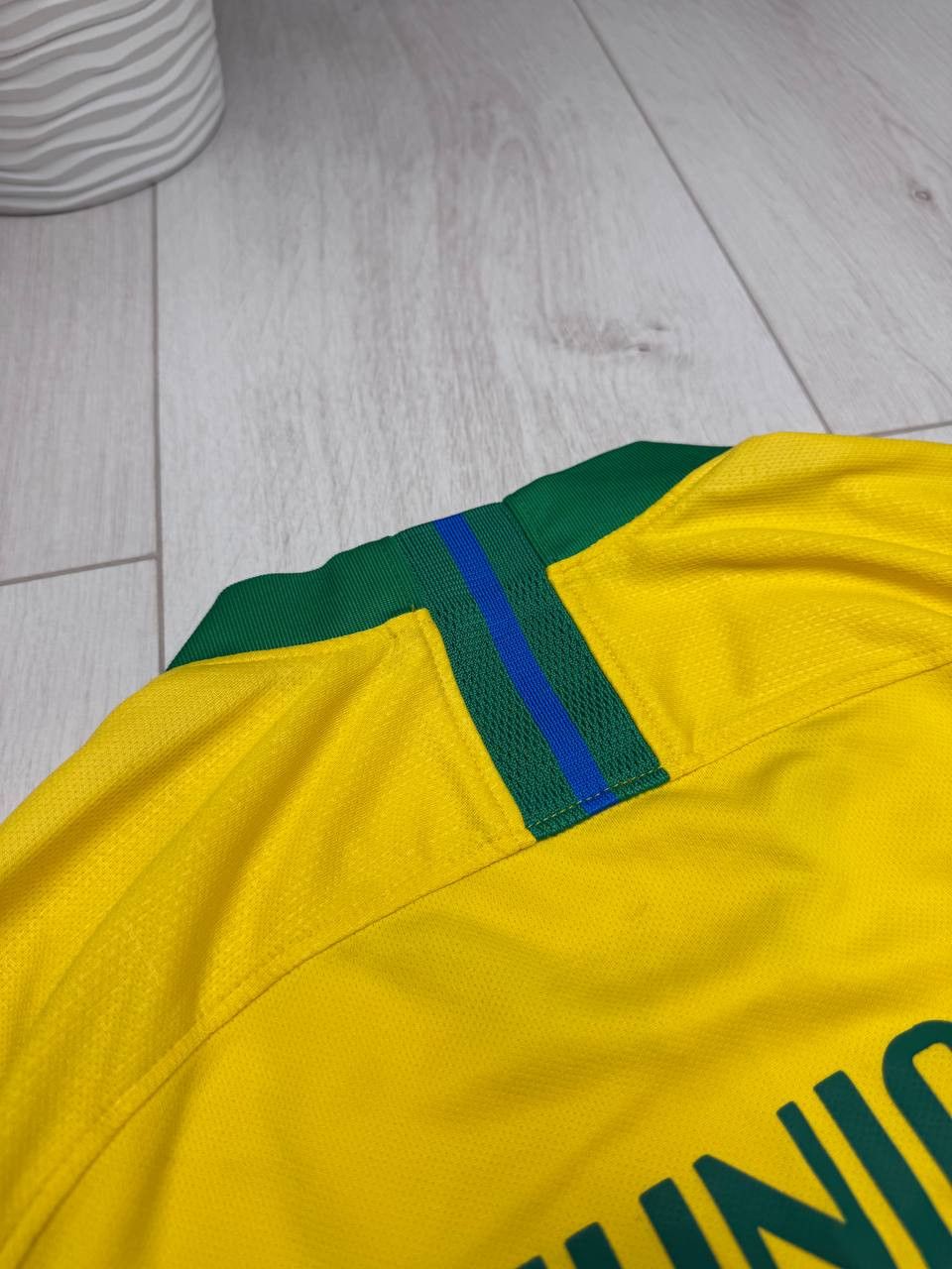 Nike Nike Brazil National Team 2018 Home Soccer Jersey T-shirt Size US S / EU 44-46 / 1 - 16 Thumbnail