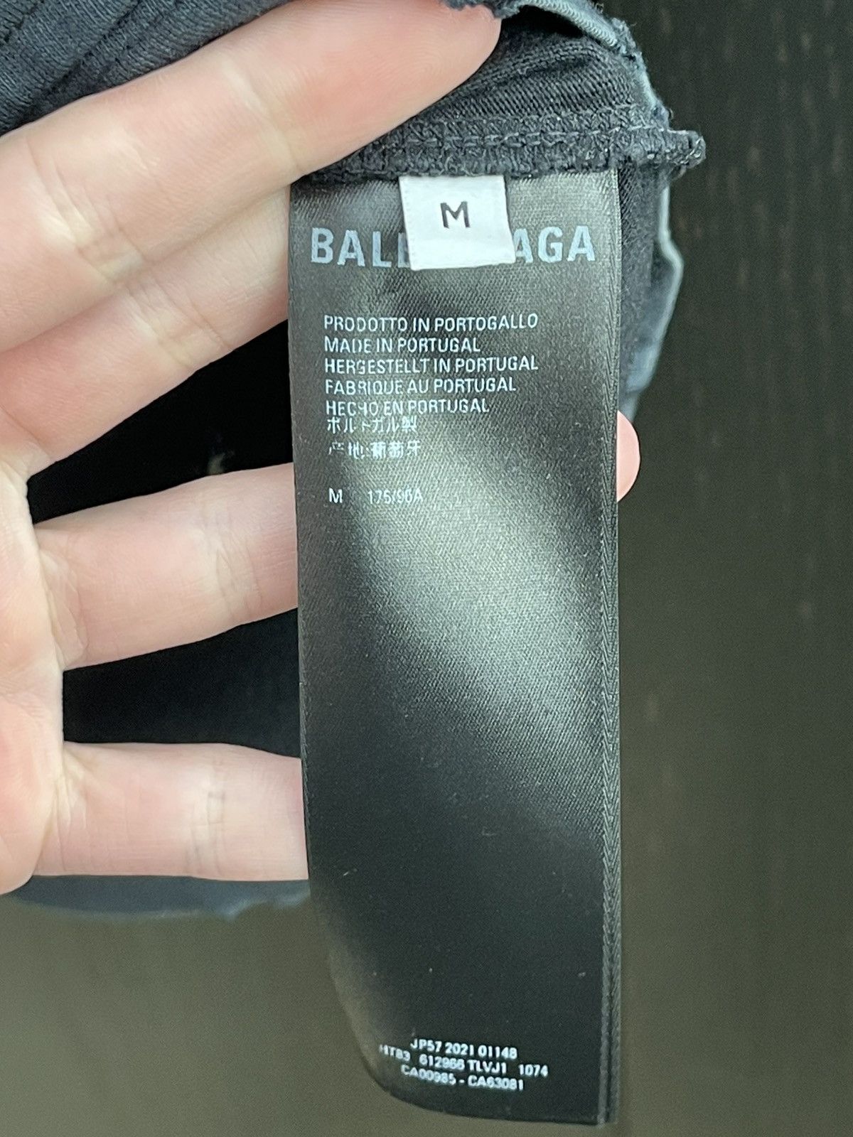 Balenciaga Distressed Logo T Size US M / EU 48-50 / 2 - 4 Thumbnail