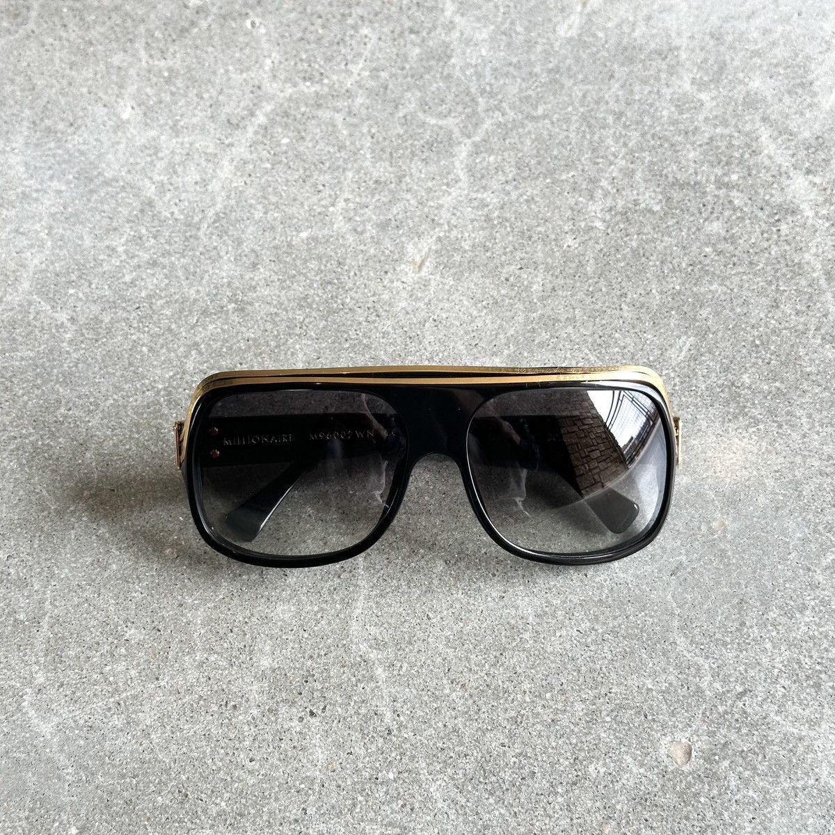 Louis Vuitton NIGOS PERSONAL 2004 OG LV MILLIONAIRE SUNGLASSES Size ONE SIZE - 7 Thumbnail