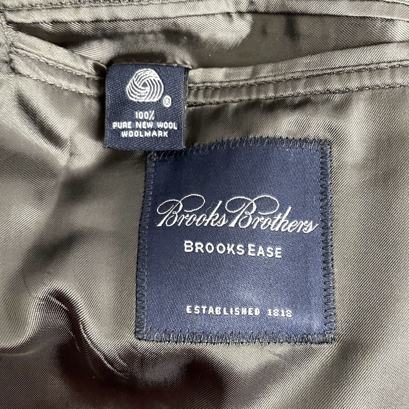 Brooks Brothers Brooks Brothers Brooks Ease 100% Wool PinStripe 2 Button Sport Coat Mens 43L Black Wool Sport Coat Mens 43 Regular Pinstripe Brooks Ease Nike Size US XS / EU 42 / 0 - 4 Thumbnail