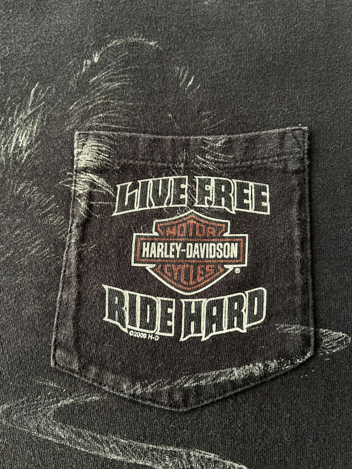 Harley Davidson Vintage 2009 Harley Davidson Wolf Pocket Las Vegas T-shirt Size US XXL / EU 58 / 5 - 6 Thumbnail